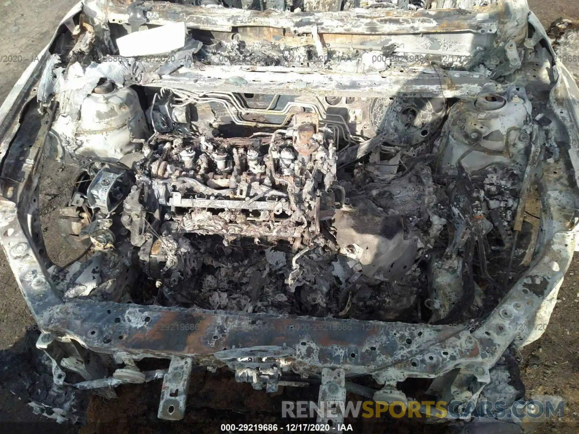 10 Photograph of a damaged car 4T1B11HK4KU781002 TOYOTA CAMRY 2019