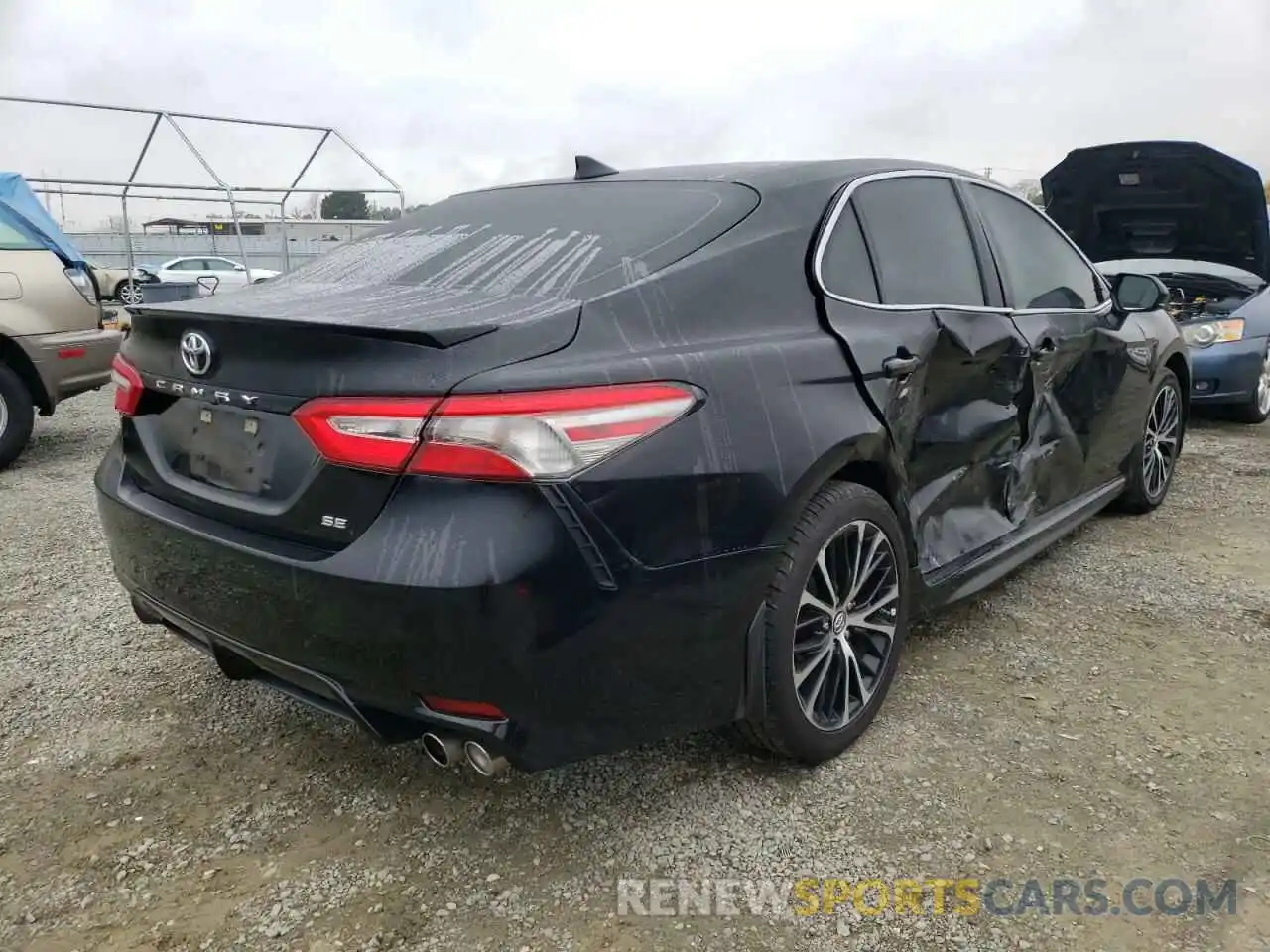 4 Photograph of a damaged car 4T1B11HK4KU781761 TOYOTA CAMRY 2019