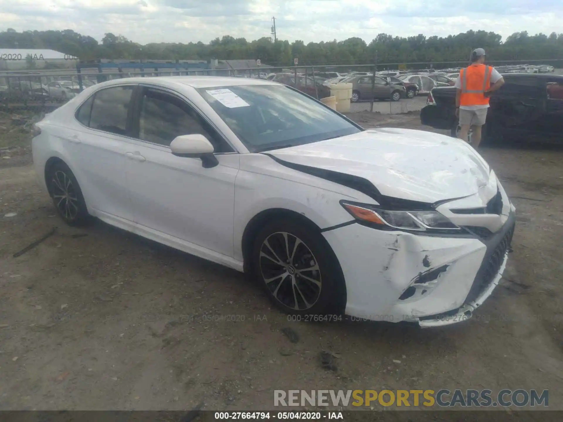 1 Photograph of a damaged car 4T1B11HK4KU782294 TOYOTA CAMRY 2019