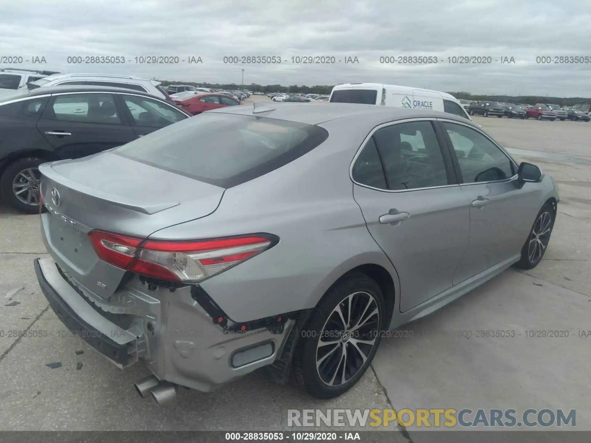 4 Photograph of a damaged car 4T1B11HK4KU783445 TOYOTA CAMRY 2019