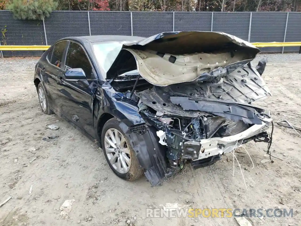 1 Photograph of a damaged car 4T1B11HK4KU783607 TOYOTA CAMRY 2019