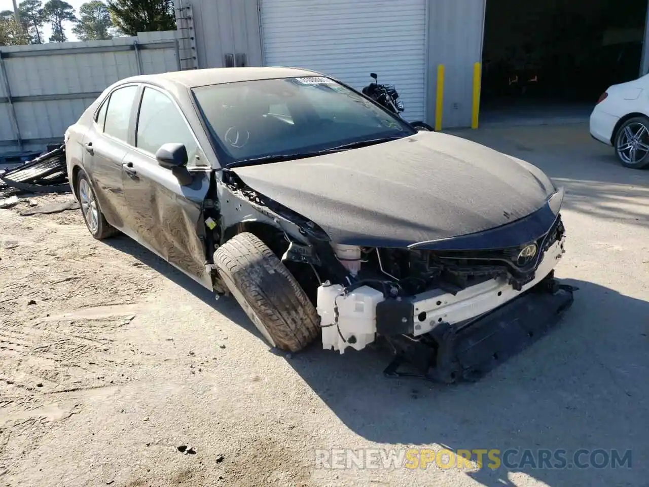 1 Photograph of a damaged car 4T1B11HK4KU783901 TOYOTA CAMRY 2019