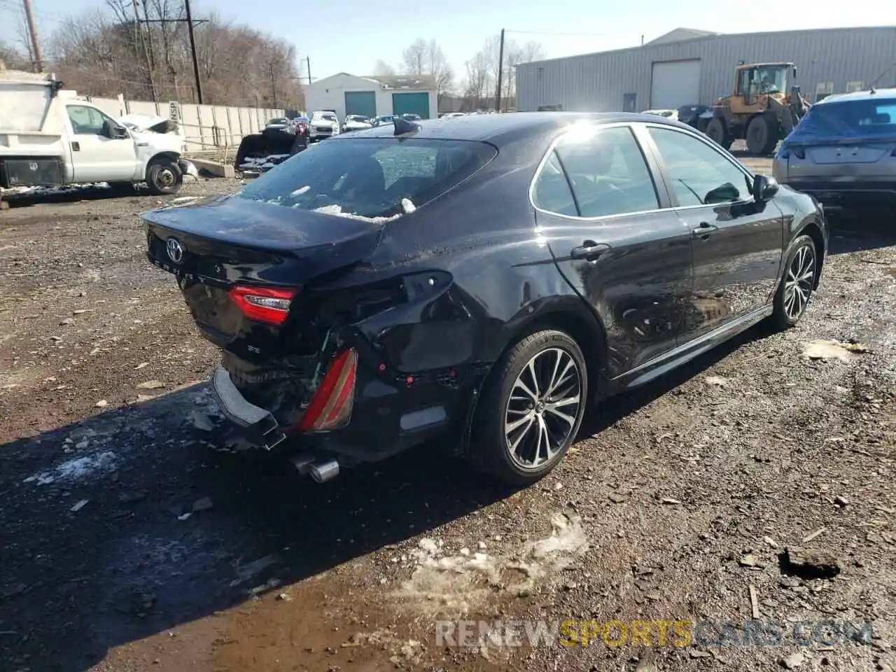 4 Photograph of a damaged car 4T1B11HK4KU786362 TOYOTA CAMRY 2019