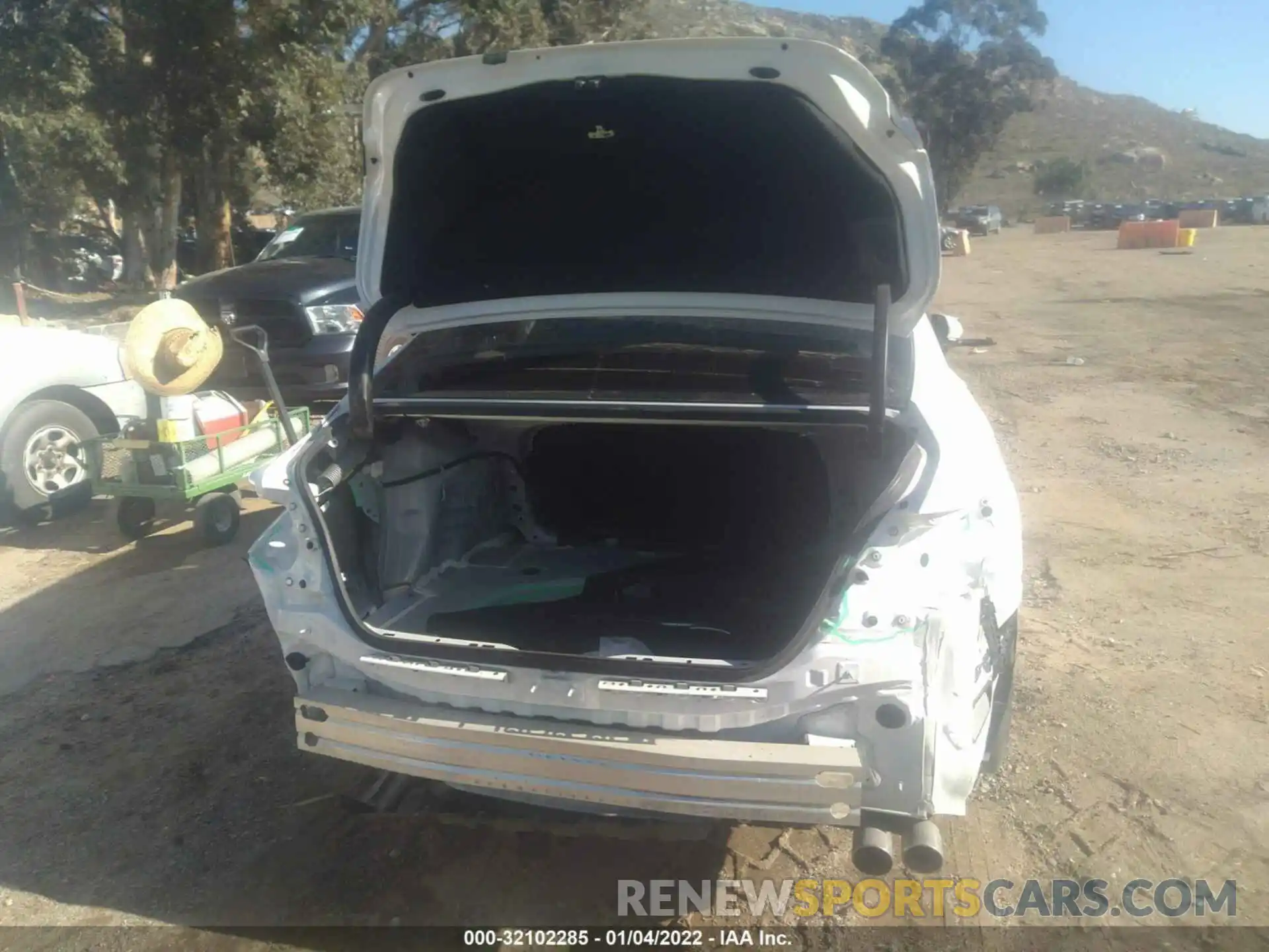 6 Photograph of a damaged car 4T1B11HK4KU788418 TOYOTA CAMRY 2019