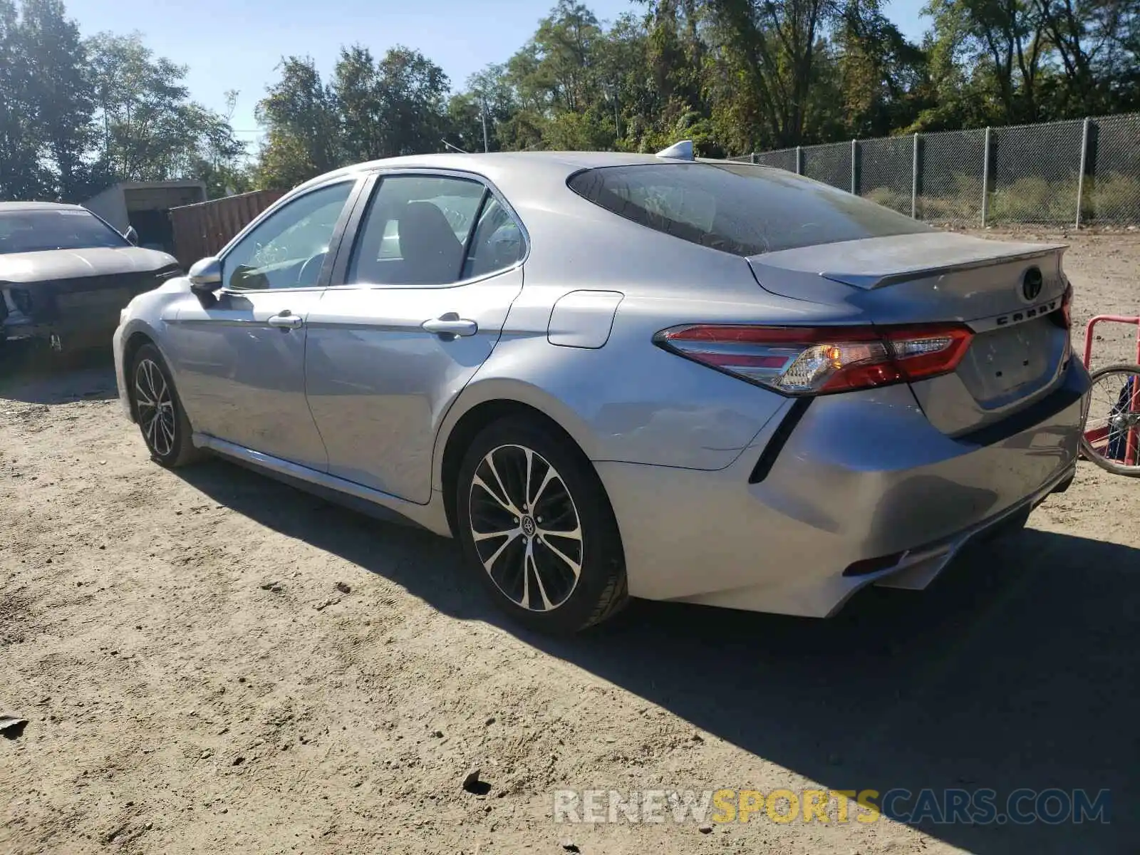 3 Photograph of a damaged car 4T1B11HK4KU791058 TOYOTA CAMRY 2019