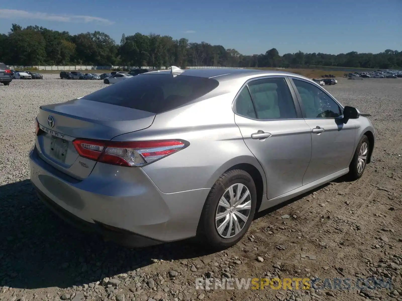 4 Фотография поврежденного автомобиля 4T1B11HK4KU791190 TOYOTA CAMRY 2019