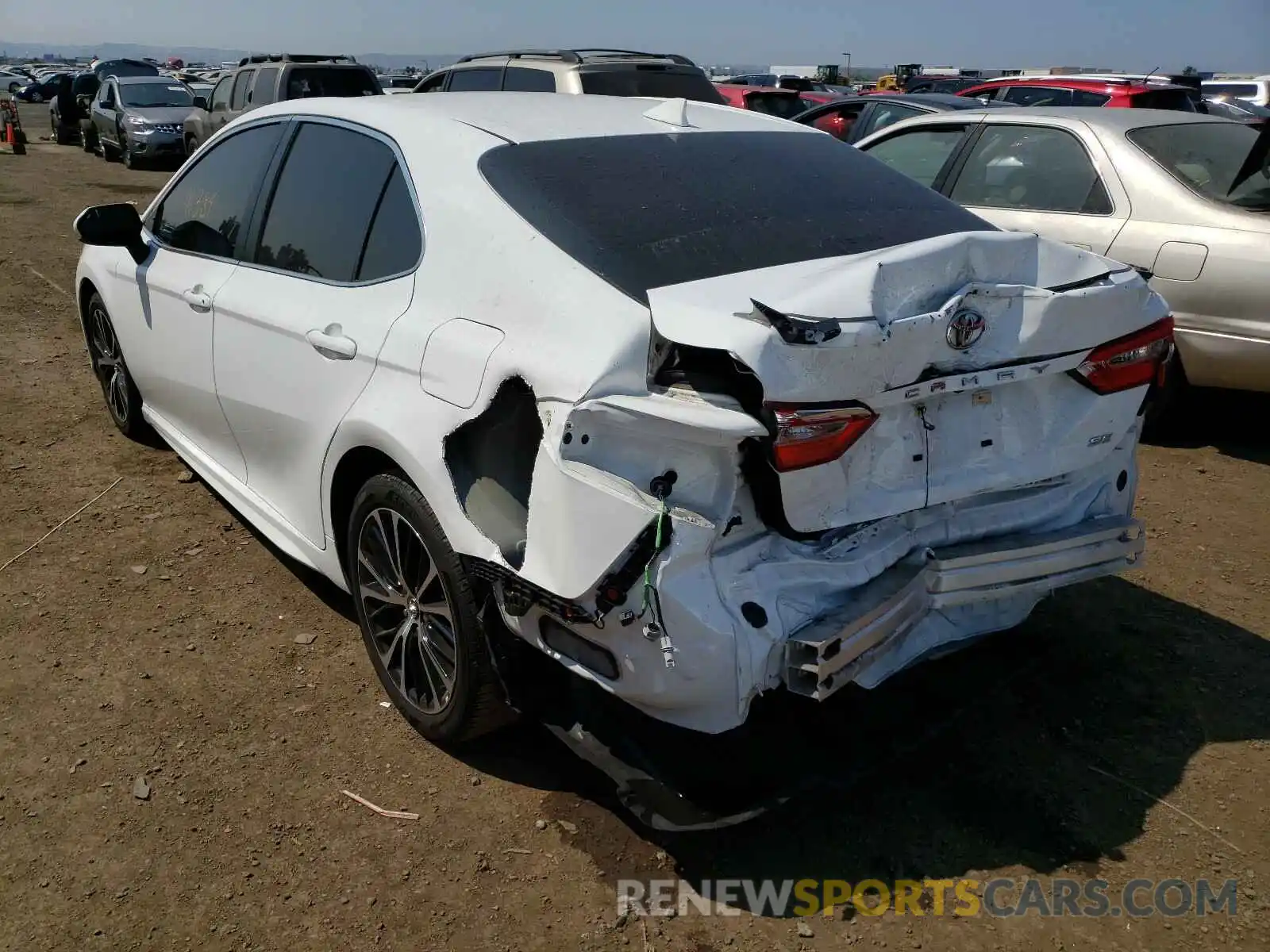 3 Photograph of a damaged car 4T1B11HK4KU794414 TOYOTA CAMRY 2019