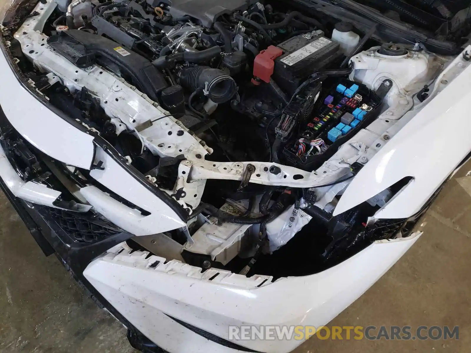 9 Photograph of a damaged car 4T1B11HK4KU794641 TOYOTA CAMRY 2019