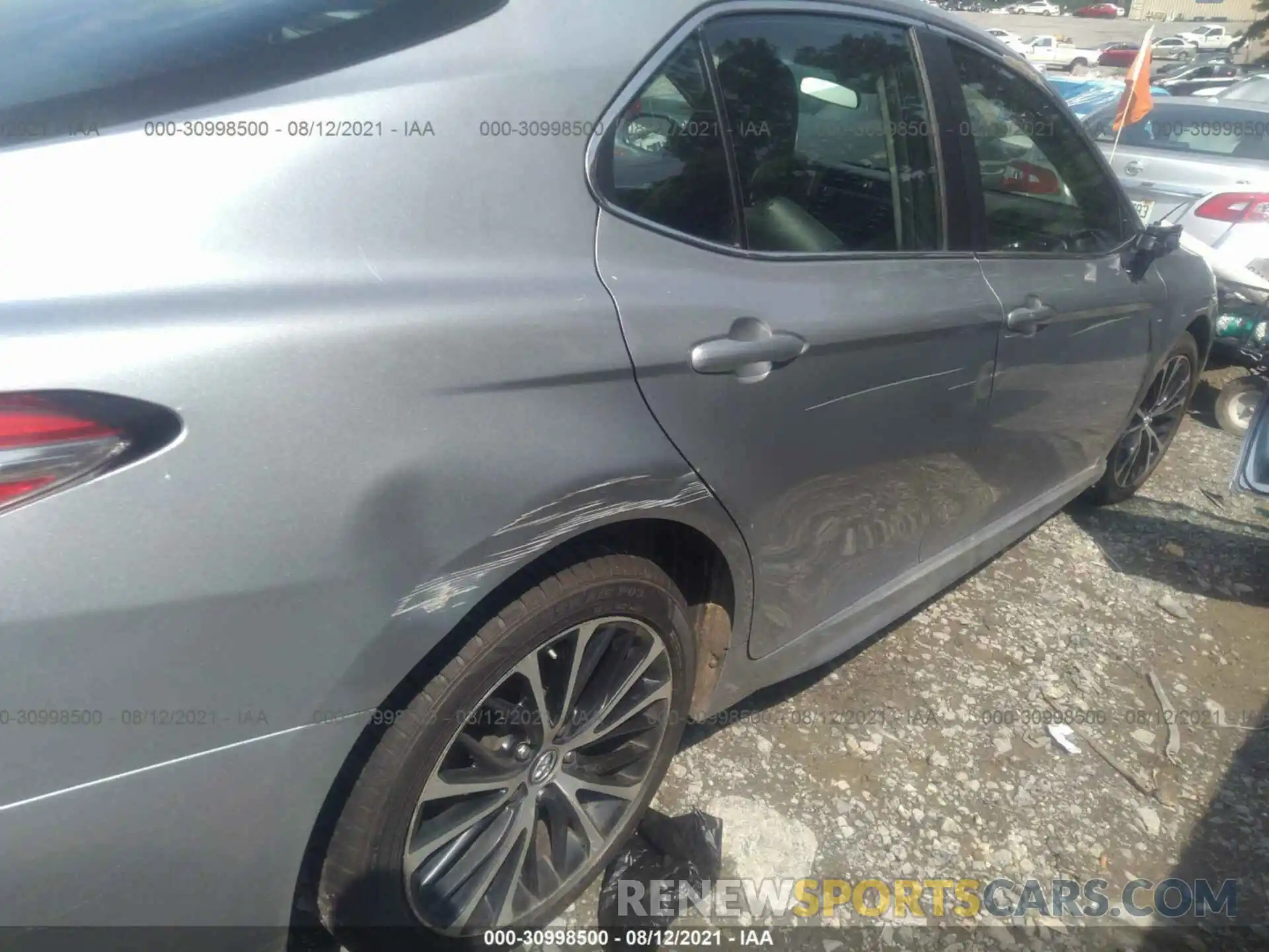 6 Photograph of a damaged car 4T1B11HK4KU795529 TOYOTA CAMRY 2019