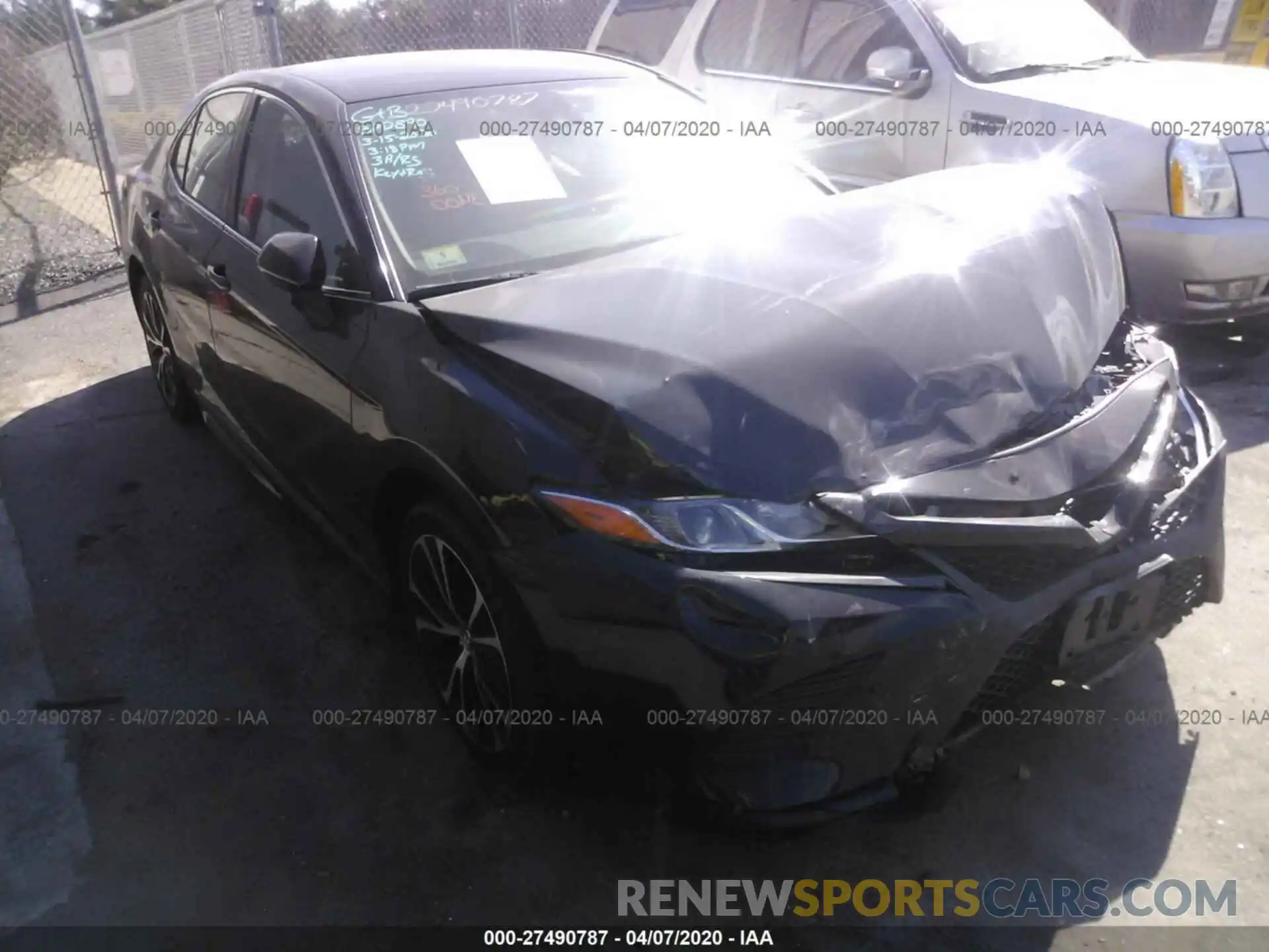 1 Photograph of a damaged car 4T1B11HK4KU796261 TOYOTA CAMRY 2019