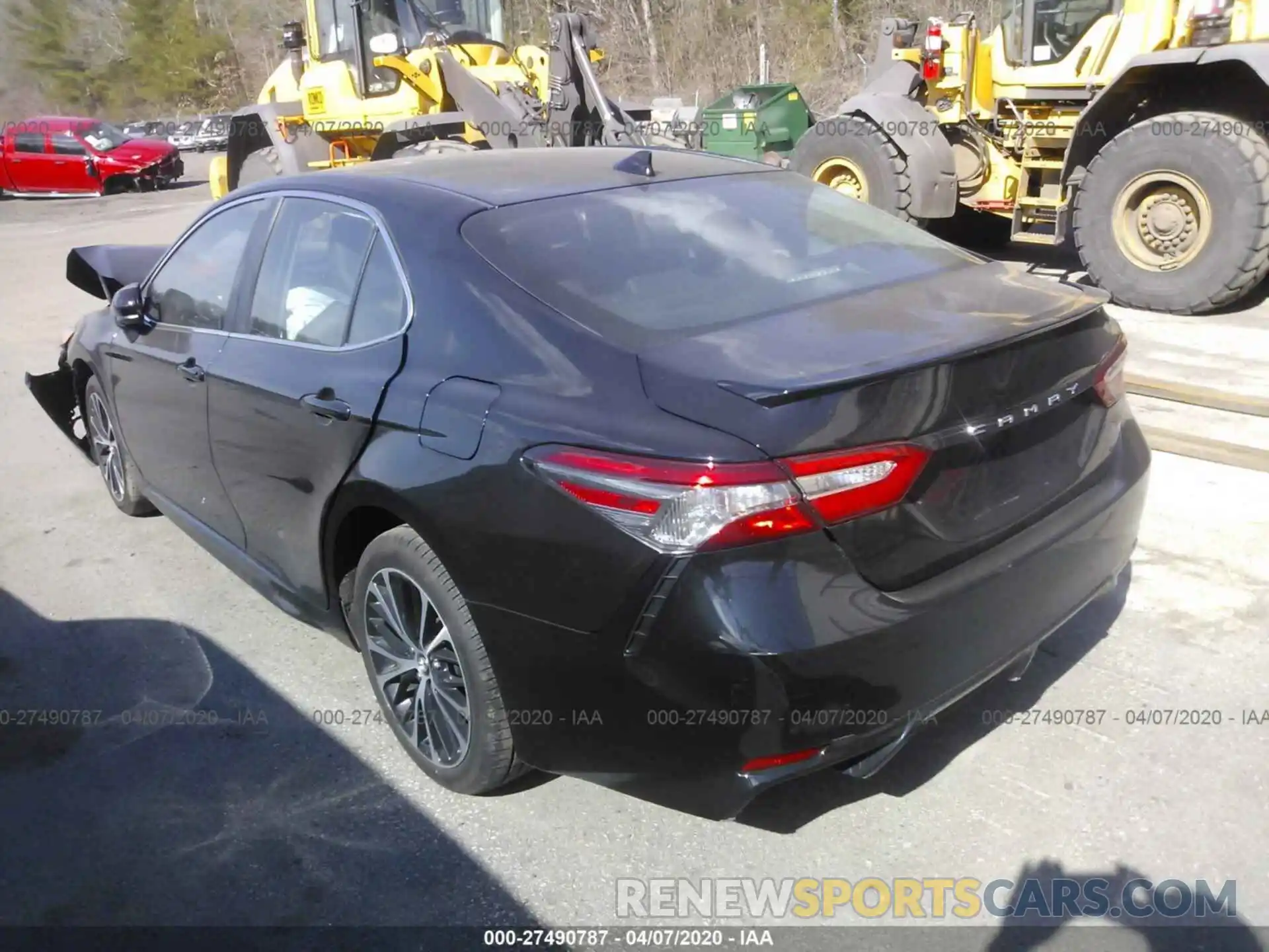 3 Photograph of a damaged car 4T1B11HK4KU796261 TOYOTA CAMRY 2019