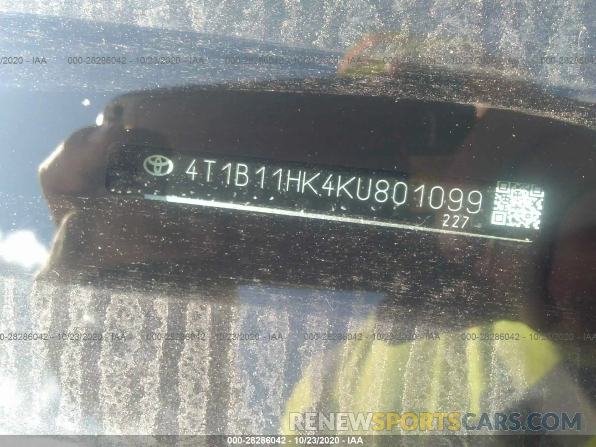 9 Photograph of a damaged car 4T1B11HK4KU801099 TOYOTA CAMRY 2019