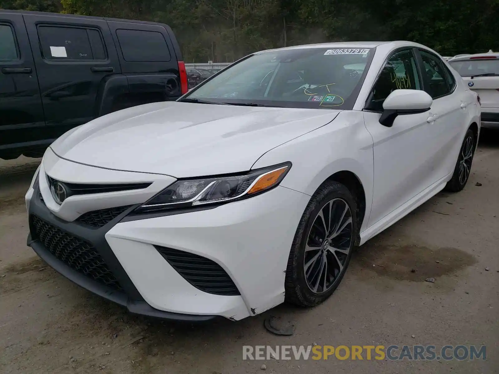 2 Photograph of a damaged car 4T1B11HK4KU801202 TOYOTA CAMRY 2019