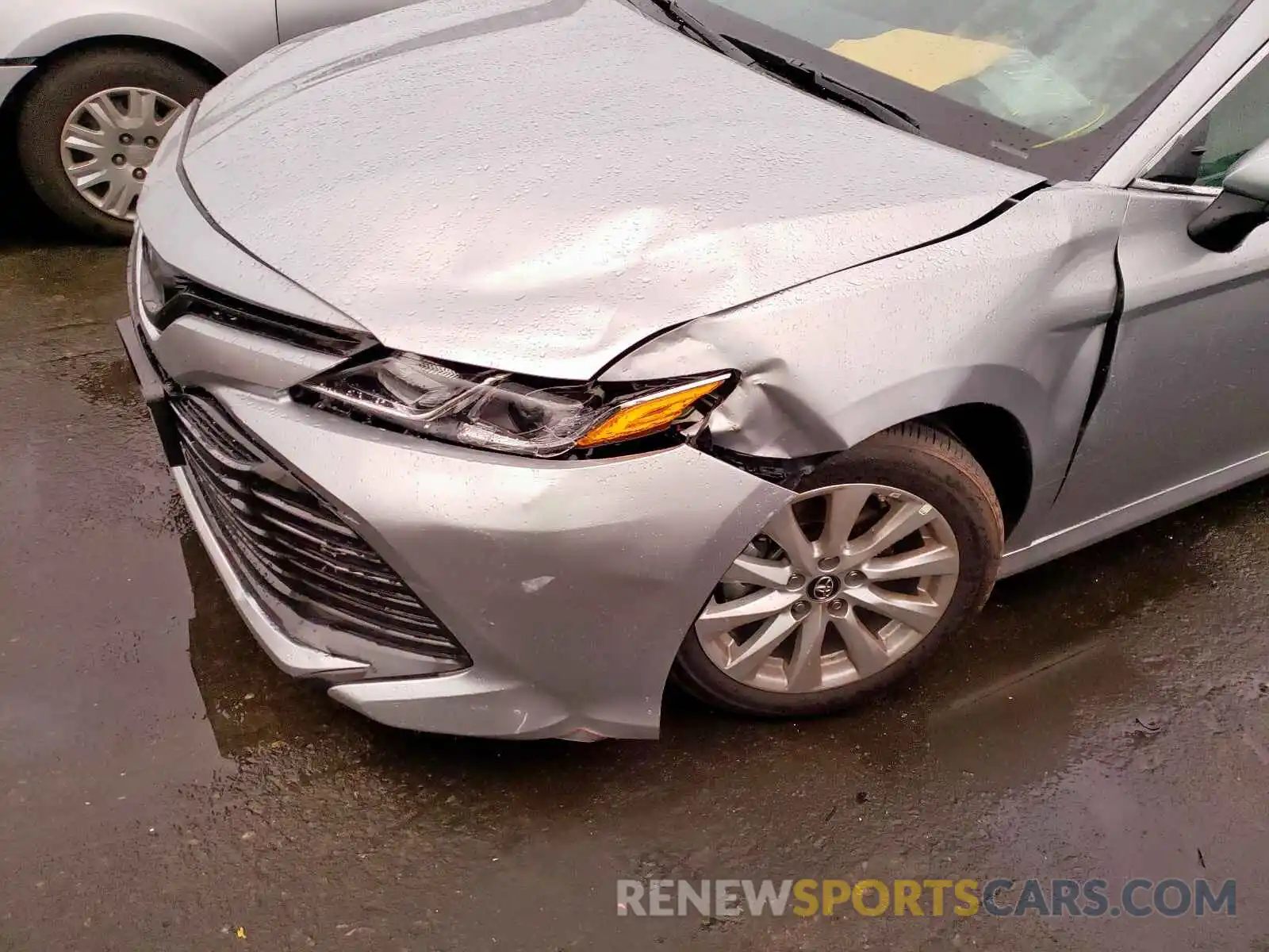 9 Photograph of a damaged car 4T1B11HK4KU801555 TOYOTA CAMRY 2019