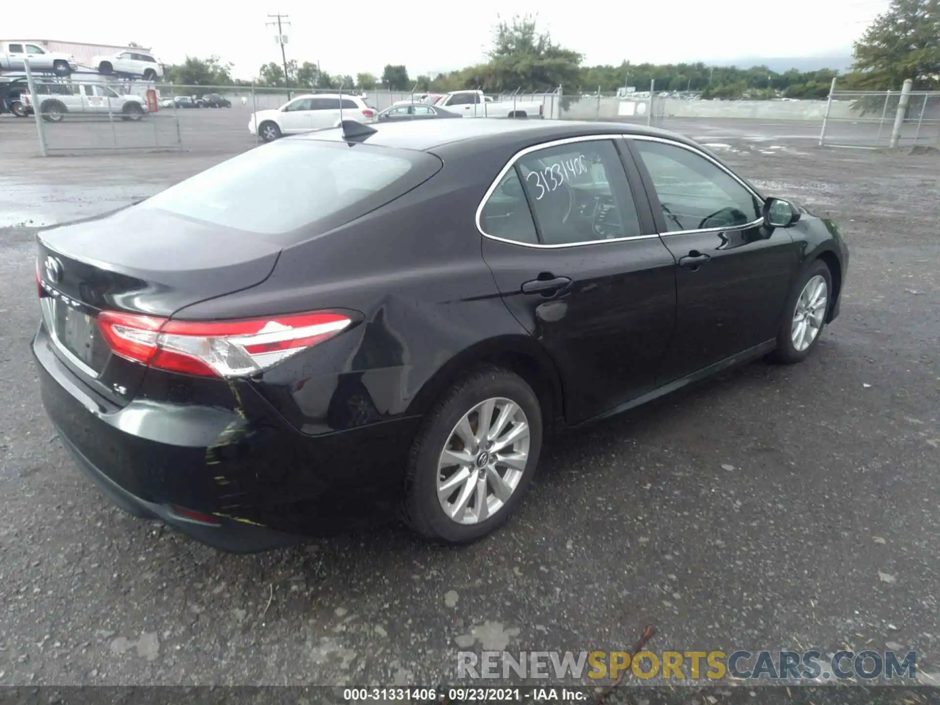 4 Photograph of a damaged car 4T1B11HK4KU804228 TOYOTA CAMRY 2019