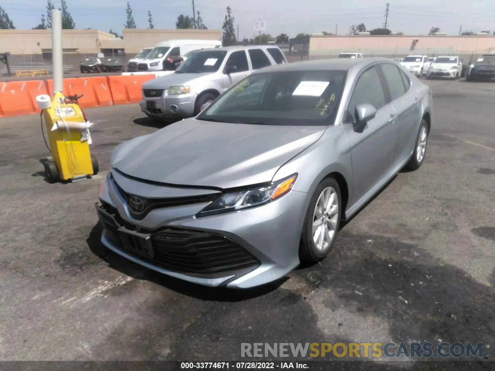 2 Photograph of a damaged car 4T1B11HK4KU805184 TOYOTA CAMRY 2019