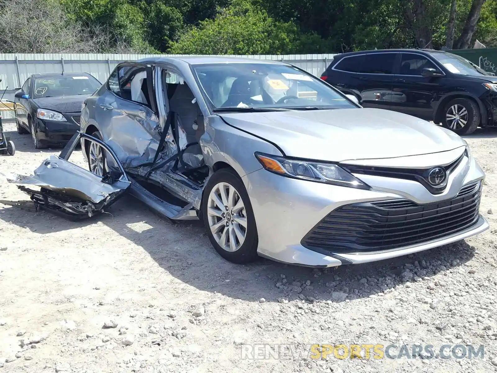 1 Photograph of a damaged car 4T1B11HK4KU807193 TOYOTA CAMRY 2019