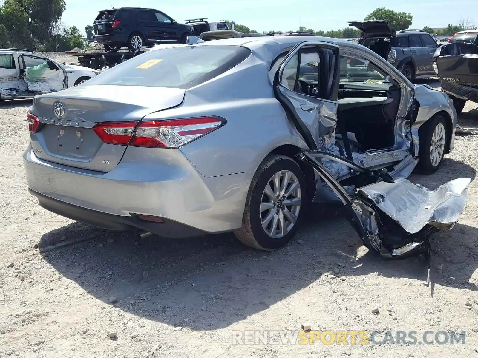 4 Photograph of a damaged car 4T1B11HK4KU807193 TOYOTA CAMRY 2019