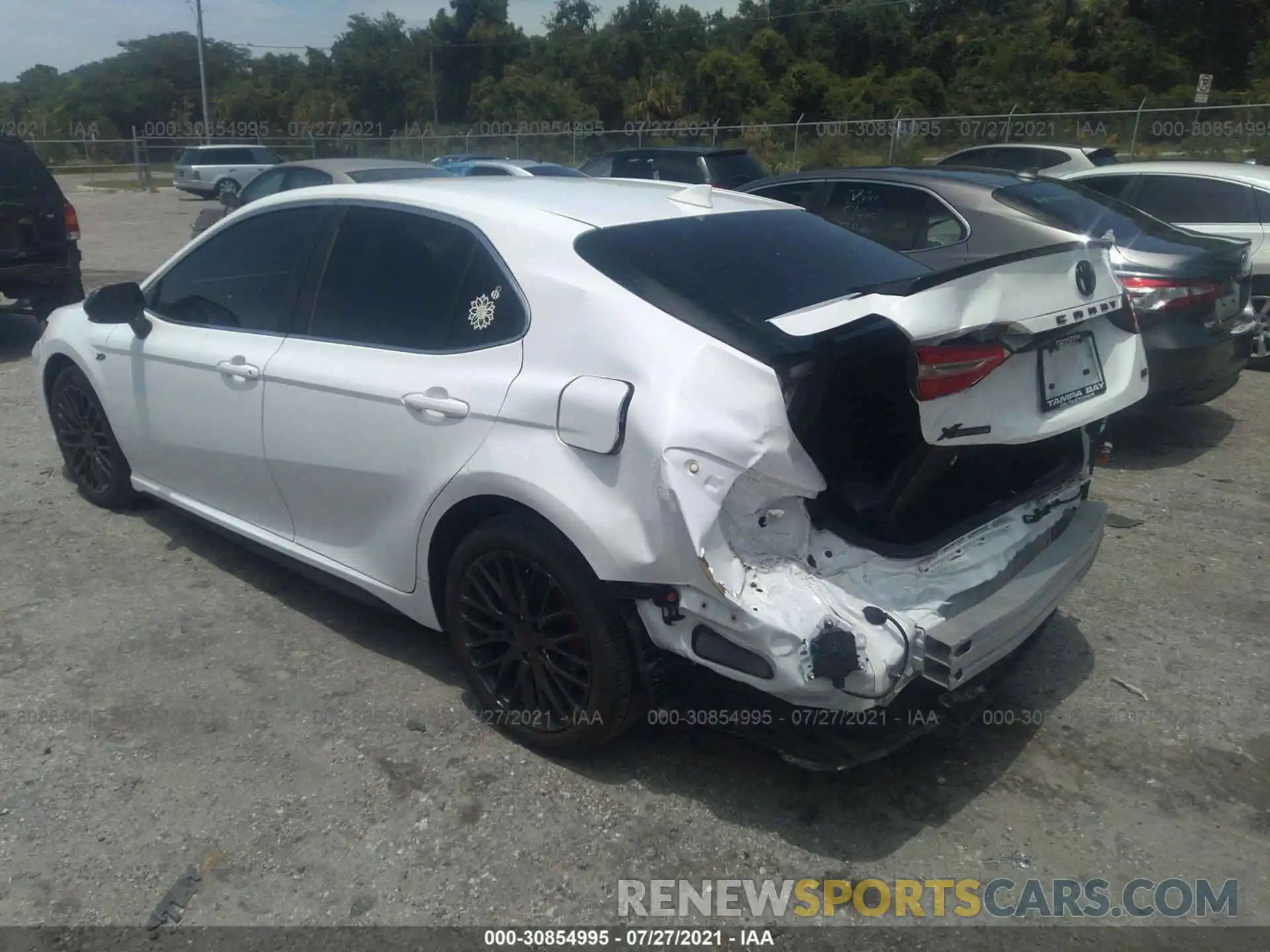 3 Photograph of a damaged car 4T1B11HK4KU807274 TOYOTA CAMRY 2019