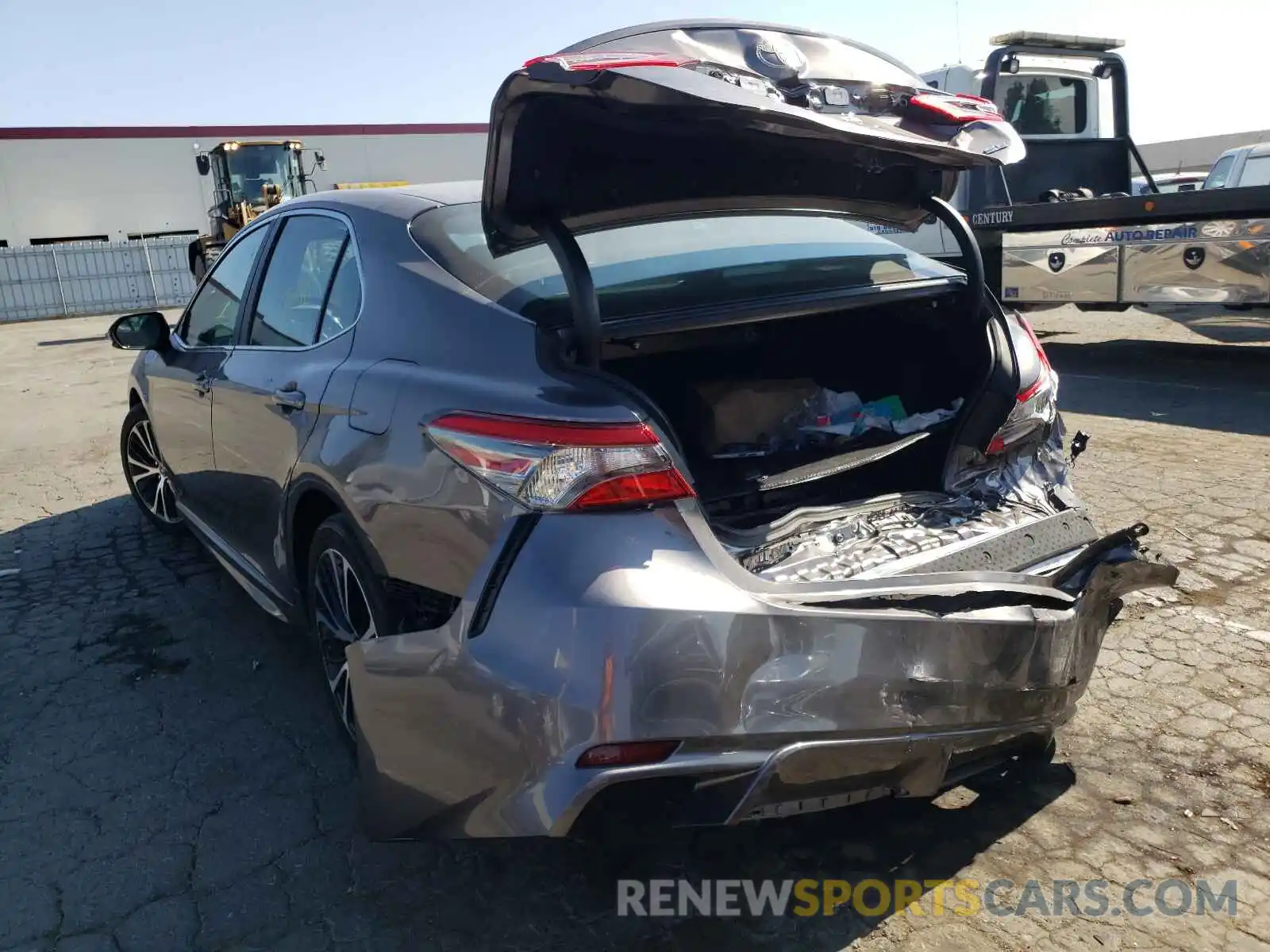 3 Photograph of a damaged car 4T1B11HK4KU808912 TOYOTA CAMRY 2019