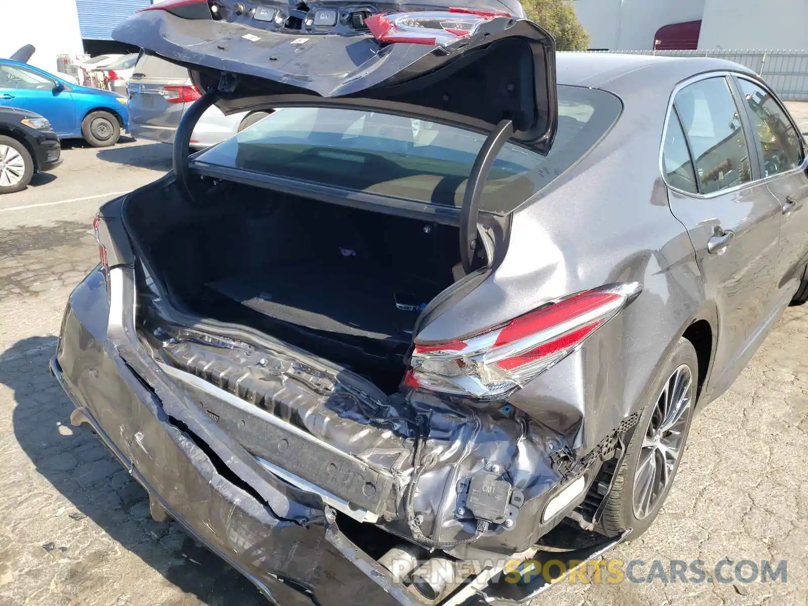 9 Photograph of a damaged car 4T1B11HK4KU808912 TOYOTA CAMRY 2019