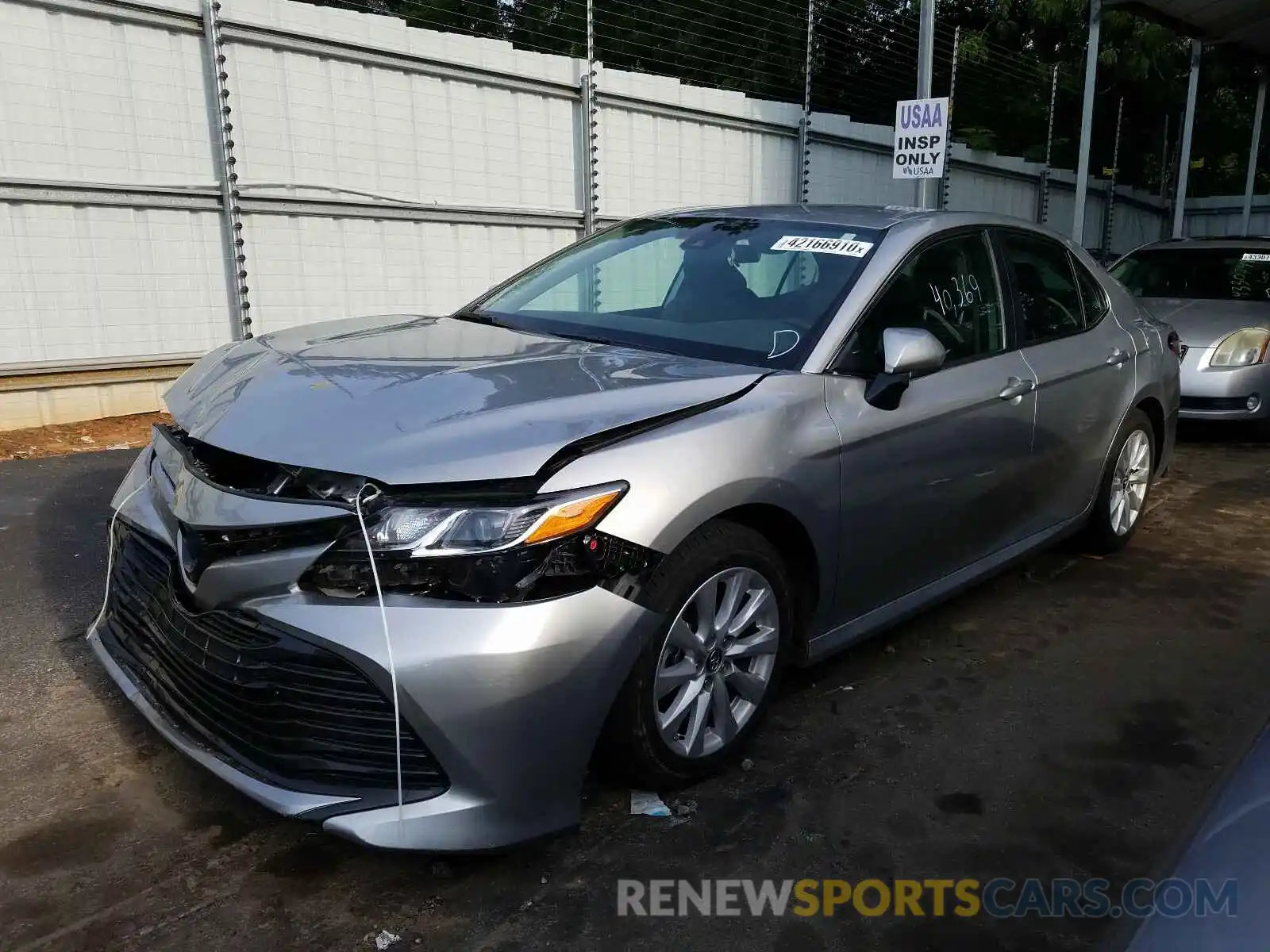 2 Photograph of a damaged car 4T1B11HK4KU808960 TOYOTA CAMRY 2019