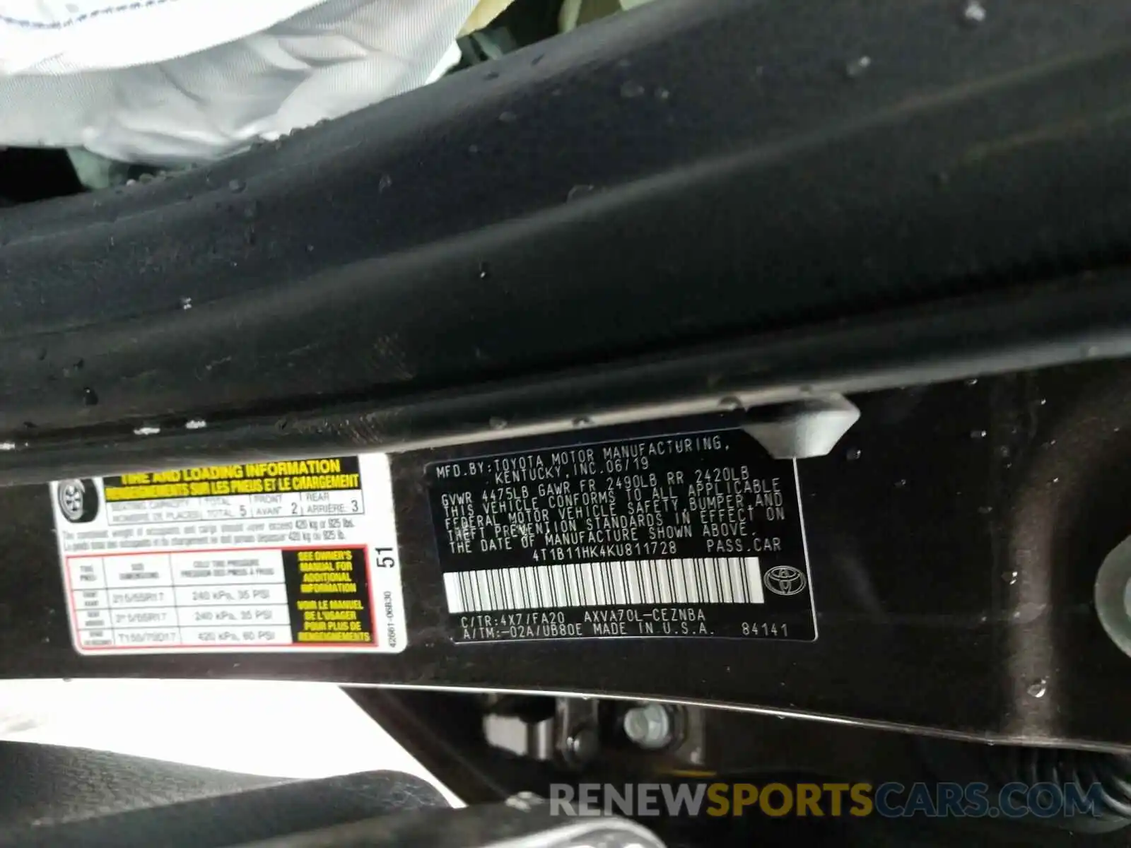 10 Photograph of a damaged car 4T1B11HK4KU811728 TOYOTA CAMRY 2019