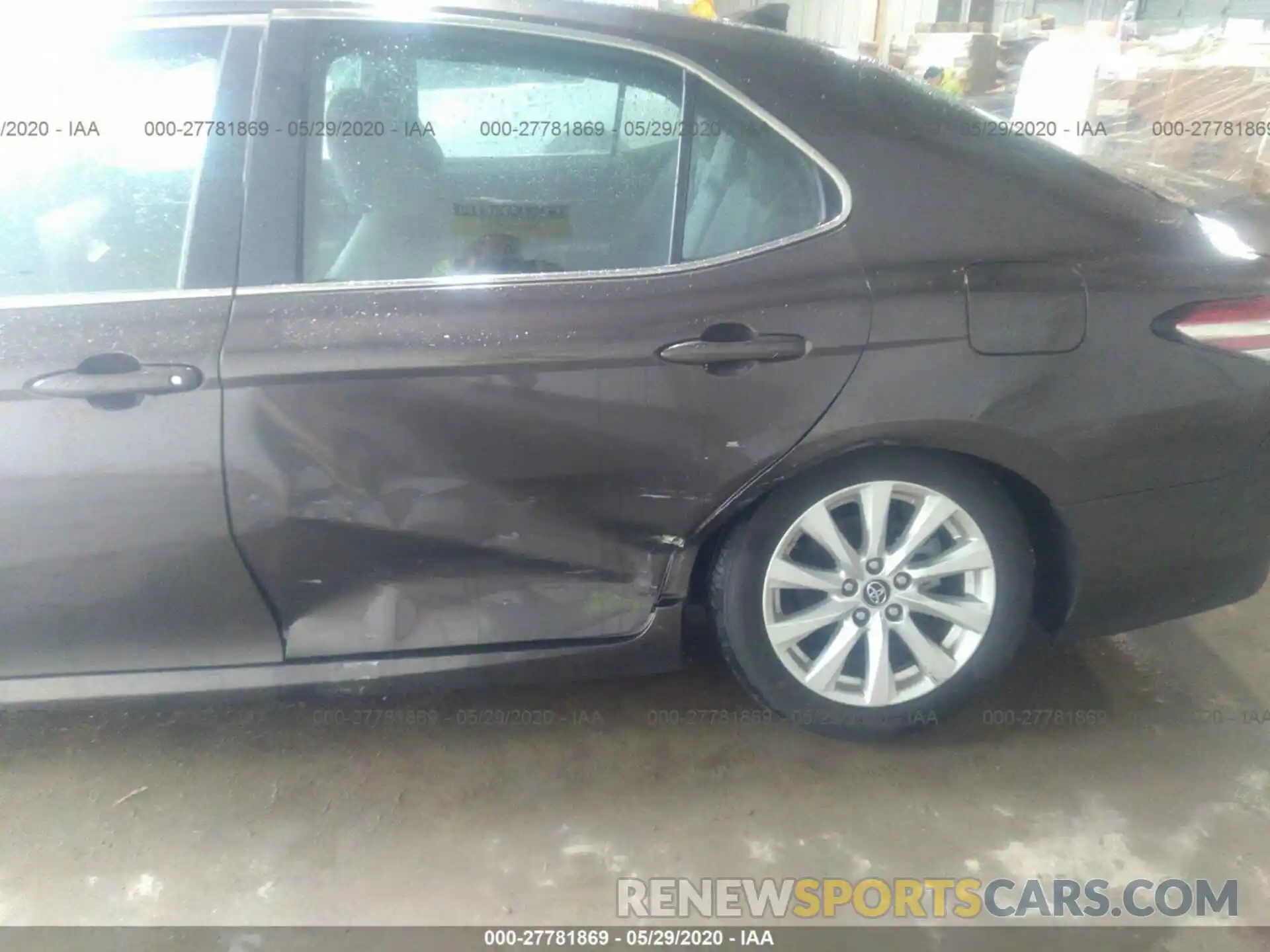 6 Photograph of a damaged car 4T1B11HK4KU812202 TOYOTA CAMRY 2019