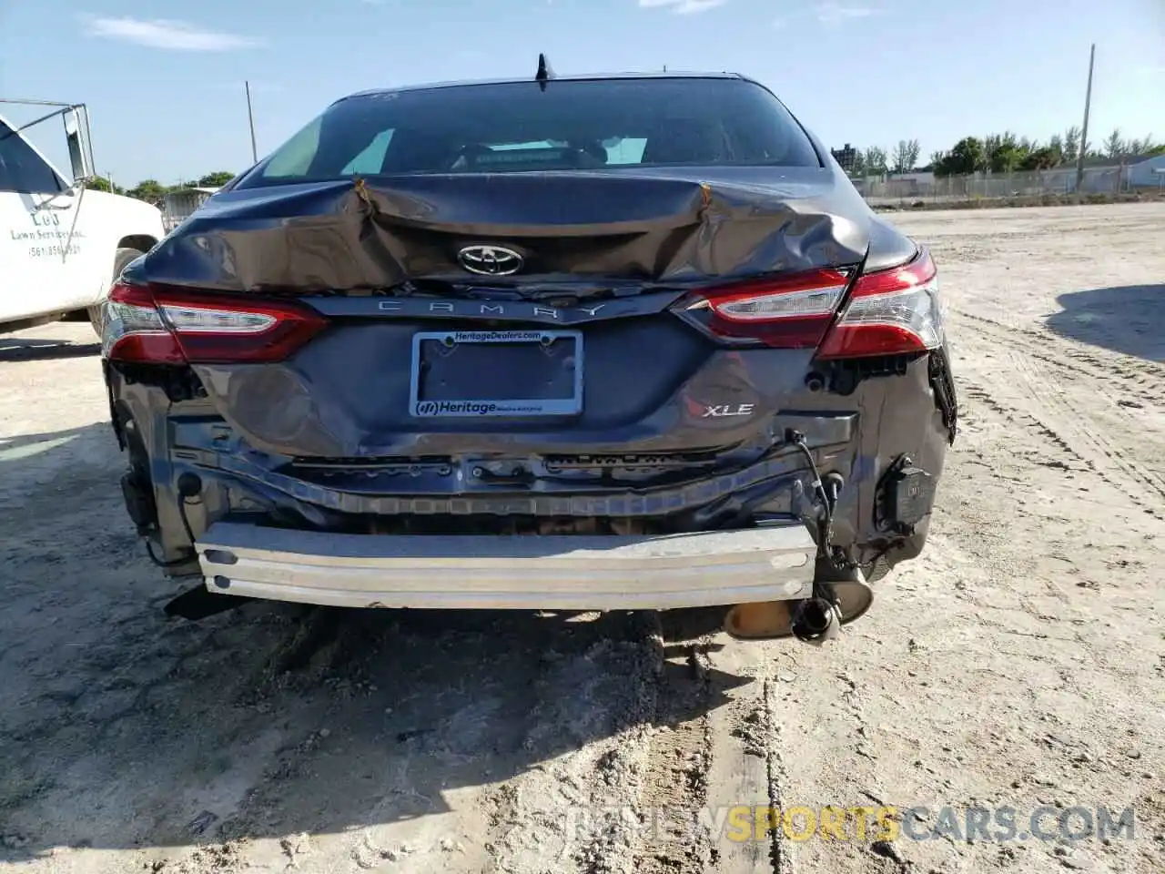 9 Photograph of a damaged car 4T1B11HK4KU812815 TOYOTA CAMRY 2019