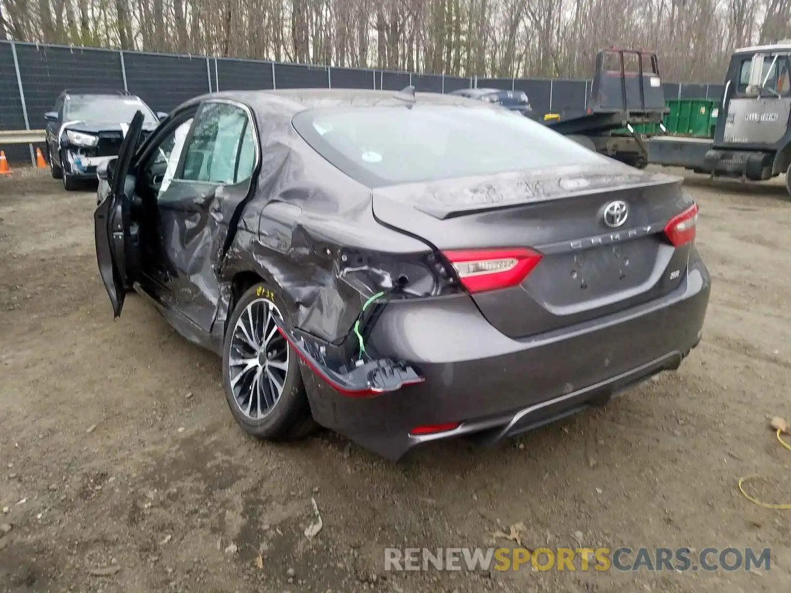 3 Photograph of a damaged car 4T1B11HK4KU816749 TOYOTA CAMRY 2019