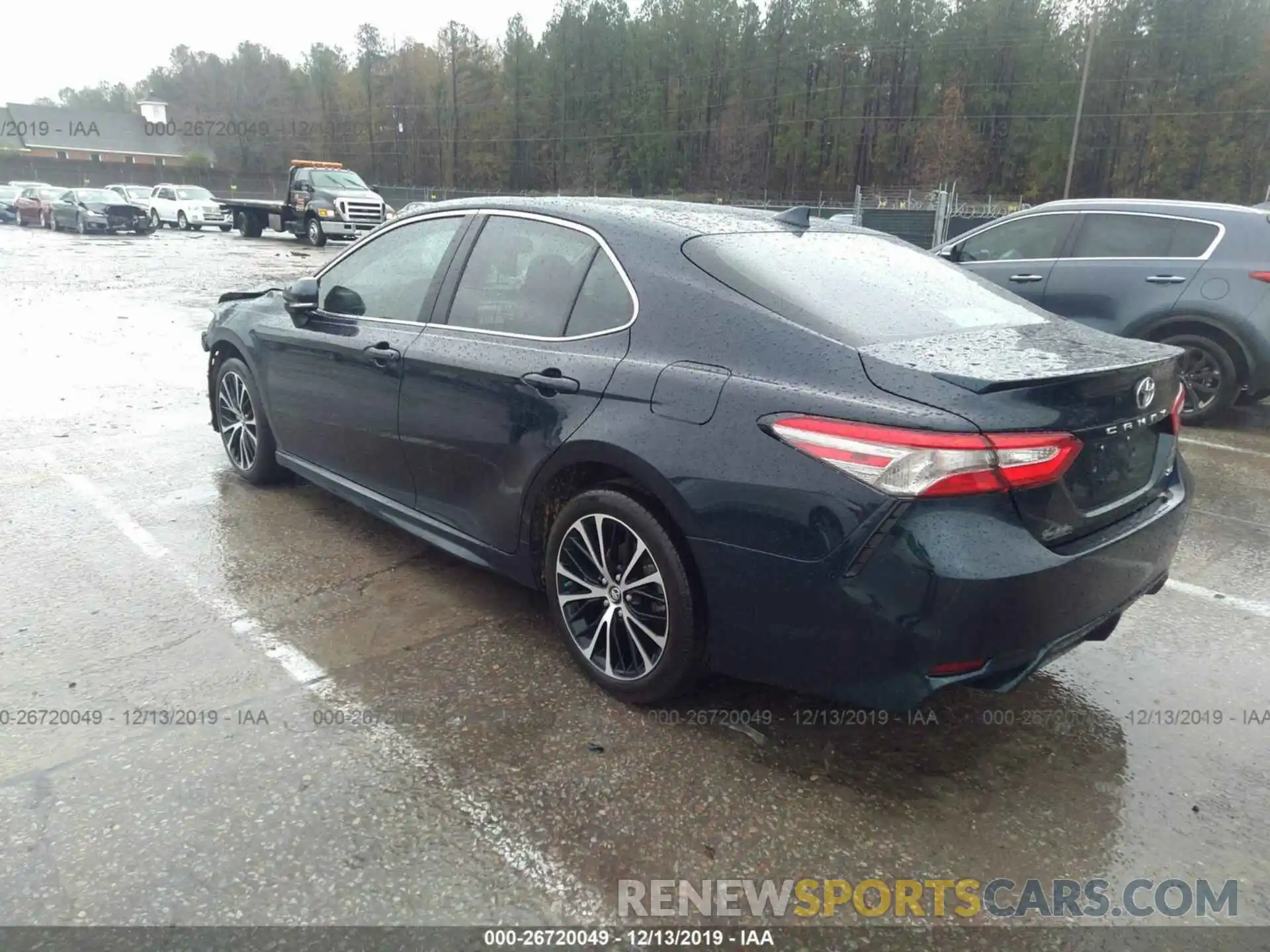 3 Photograph of a damaged car 4T1B11HK4KU816928 TOYOTA CAMRY 2019