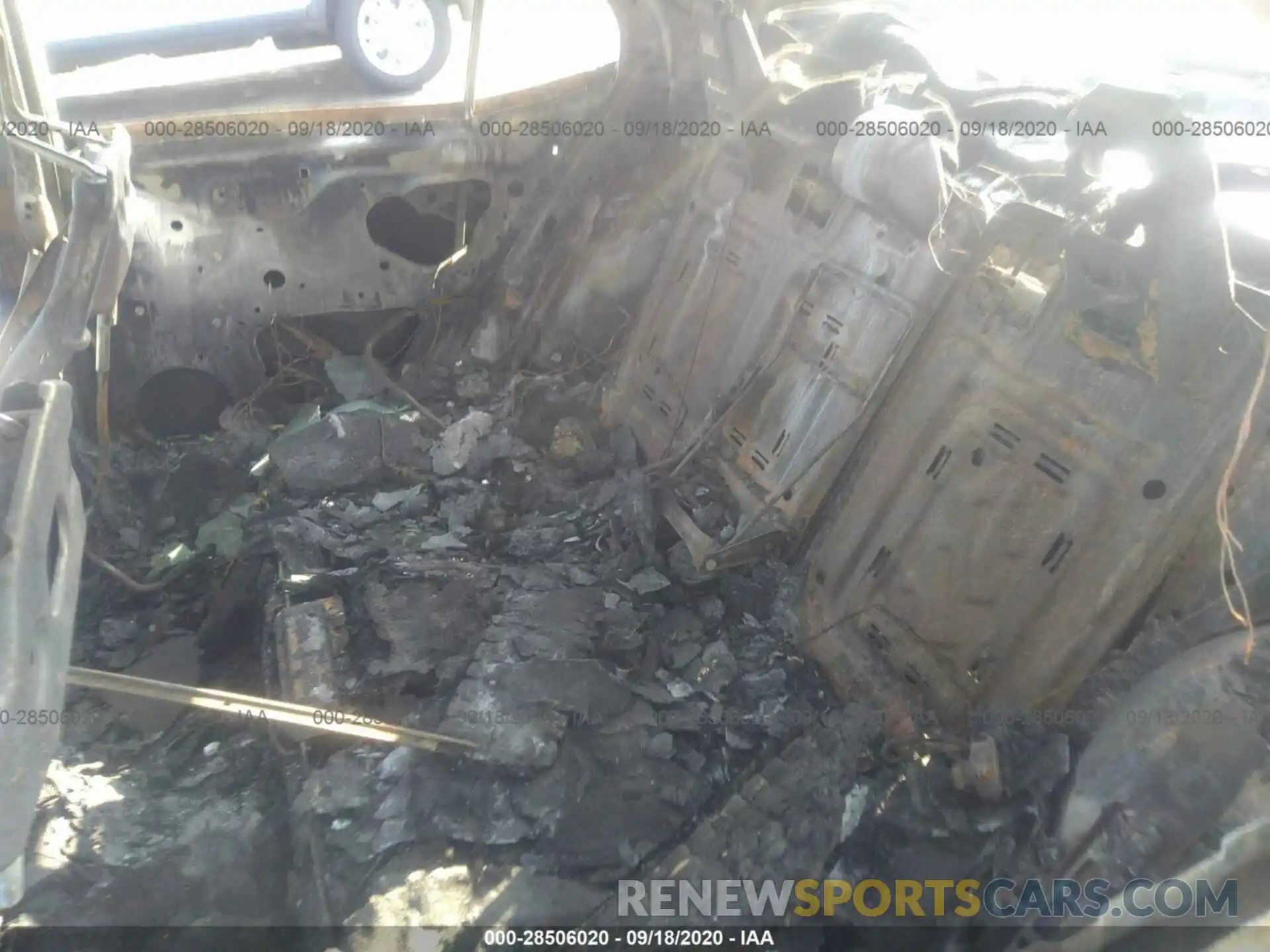 8 Photograph of a damaged car 4T1B11HK4KU816945 TOYOTA CAMRY 2019