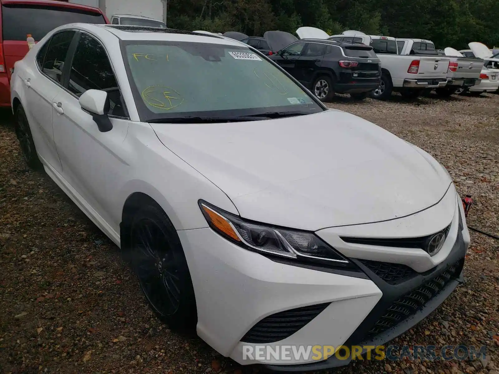 1 Photograph of a damaged car 4T1B11HK4KU819019 TOYOTA CAMRY 2019