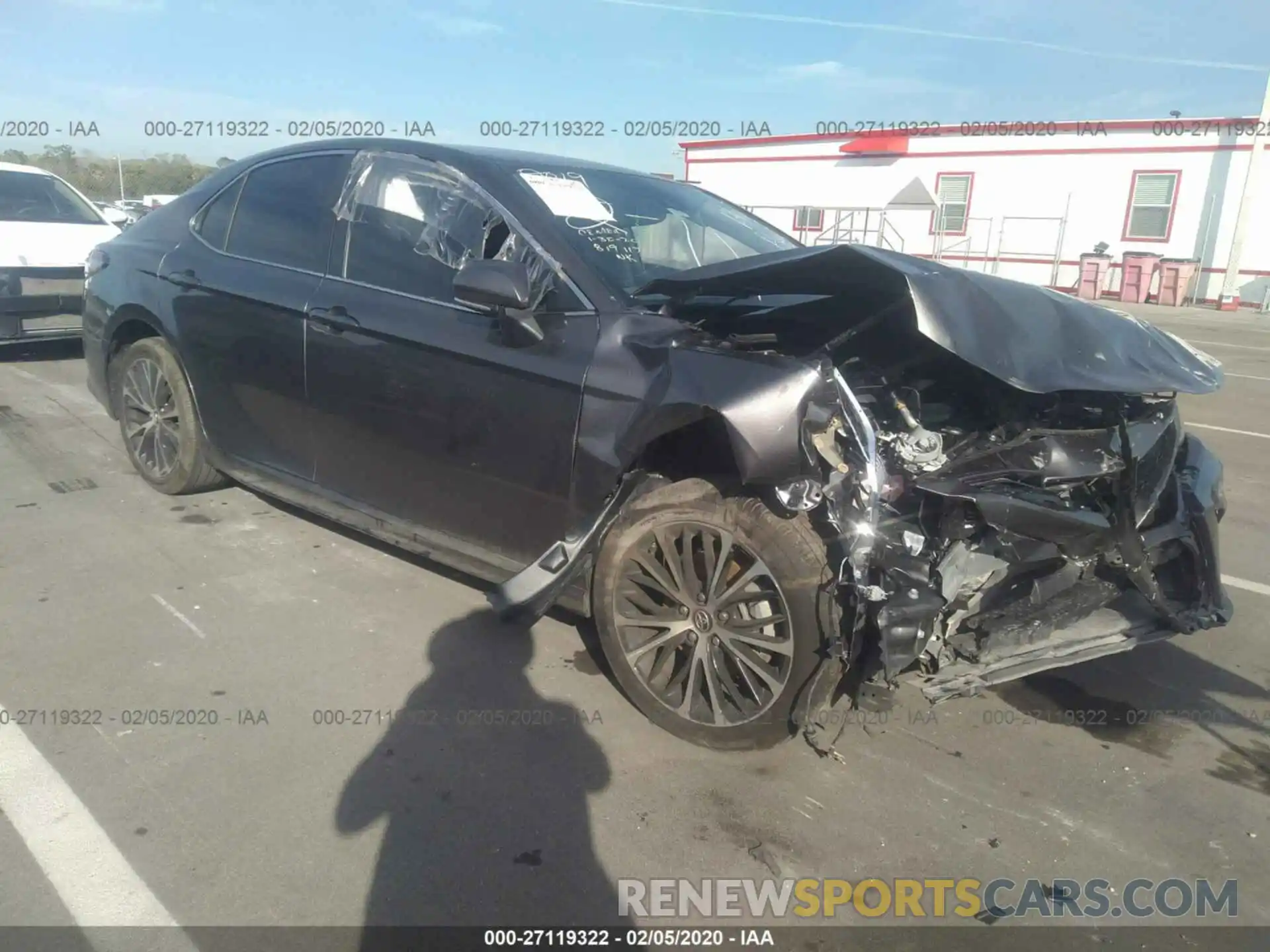 1 Photograph of a damaged car 4T1B11HK4KU819117 TOYOTA CAMRY 2019