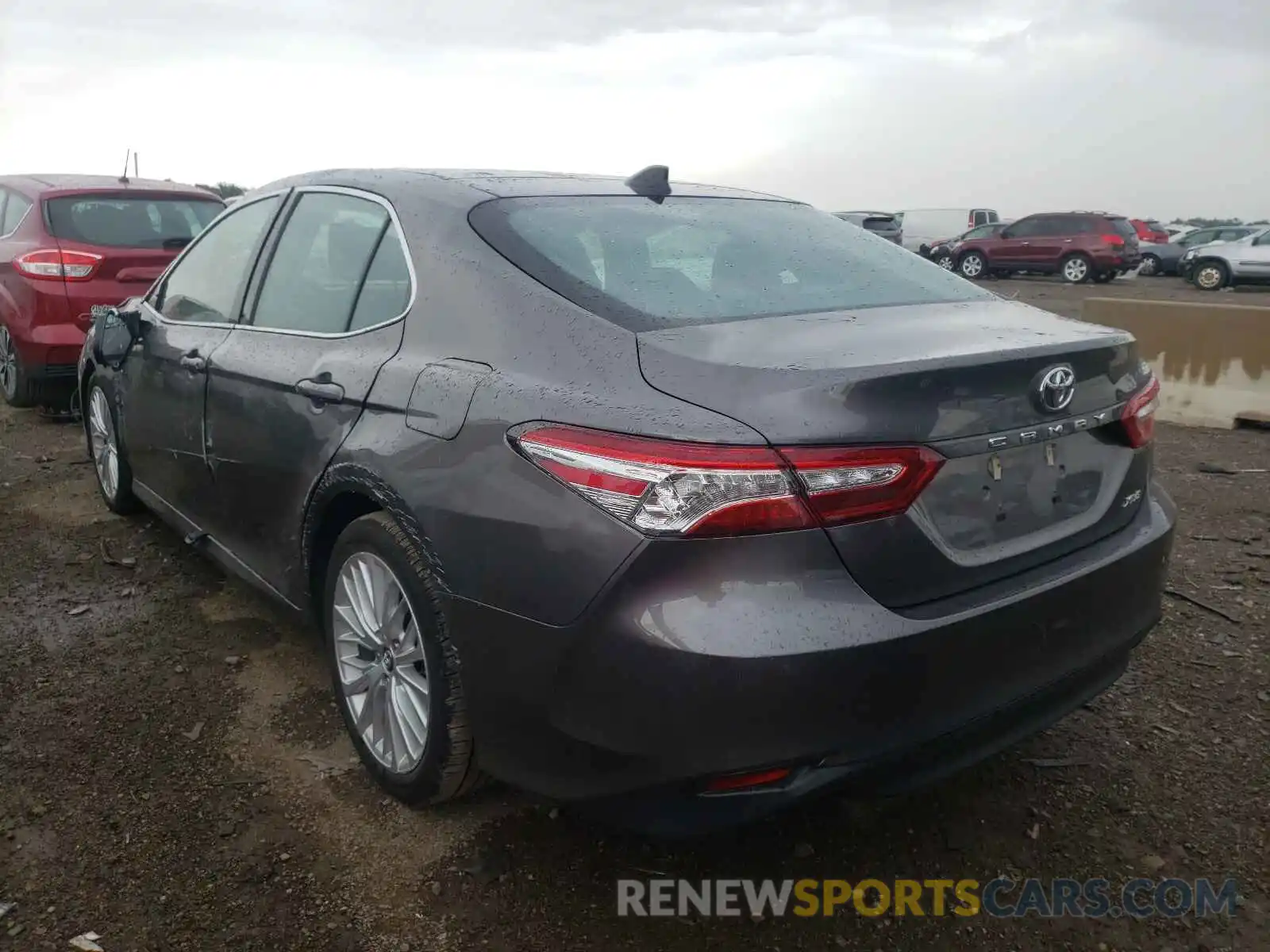 3 Photograph of a damaged car 4T1B11HK4KU819196 TOYOTA CAMRY 2019