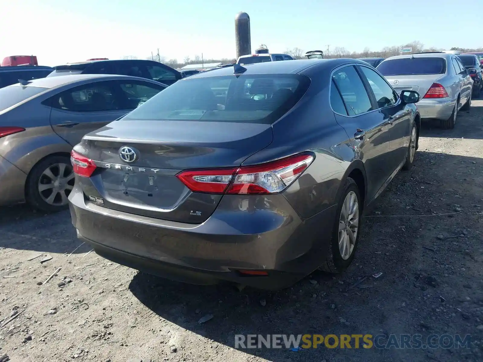 4 Photograph of a damaged car 4T1B11HK4KU820025 TOYOTA CAMRY 2019