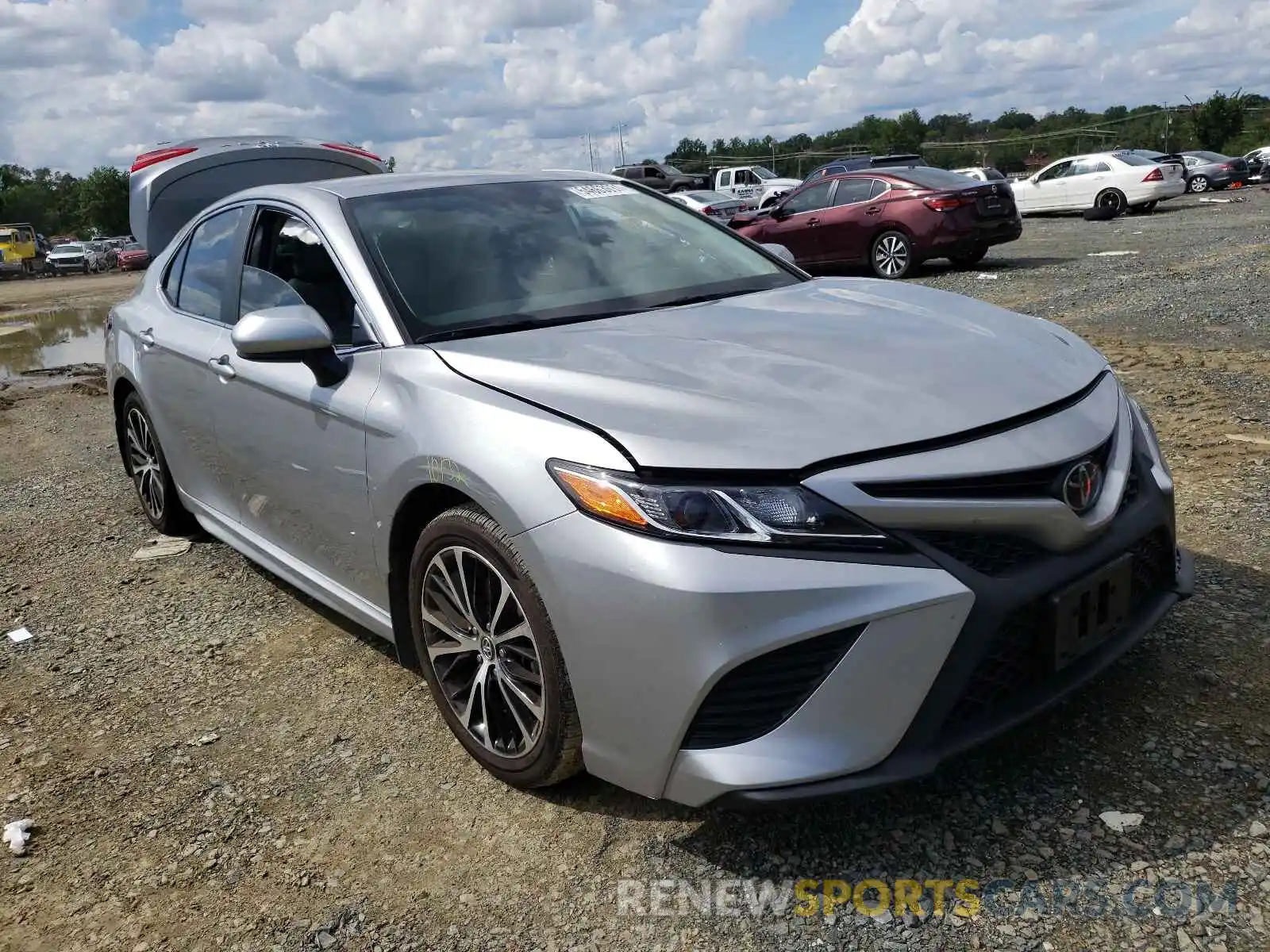 1 Photograph of a damaged car 4T1B11HK4KU820459 TOYOTA CAMRY 2019