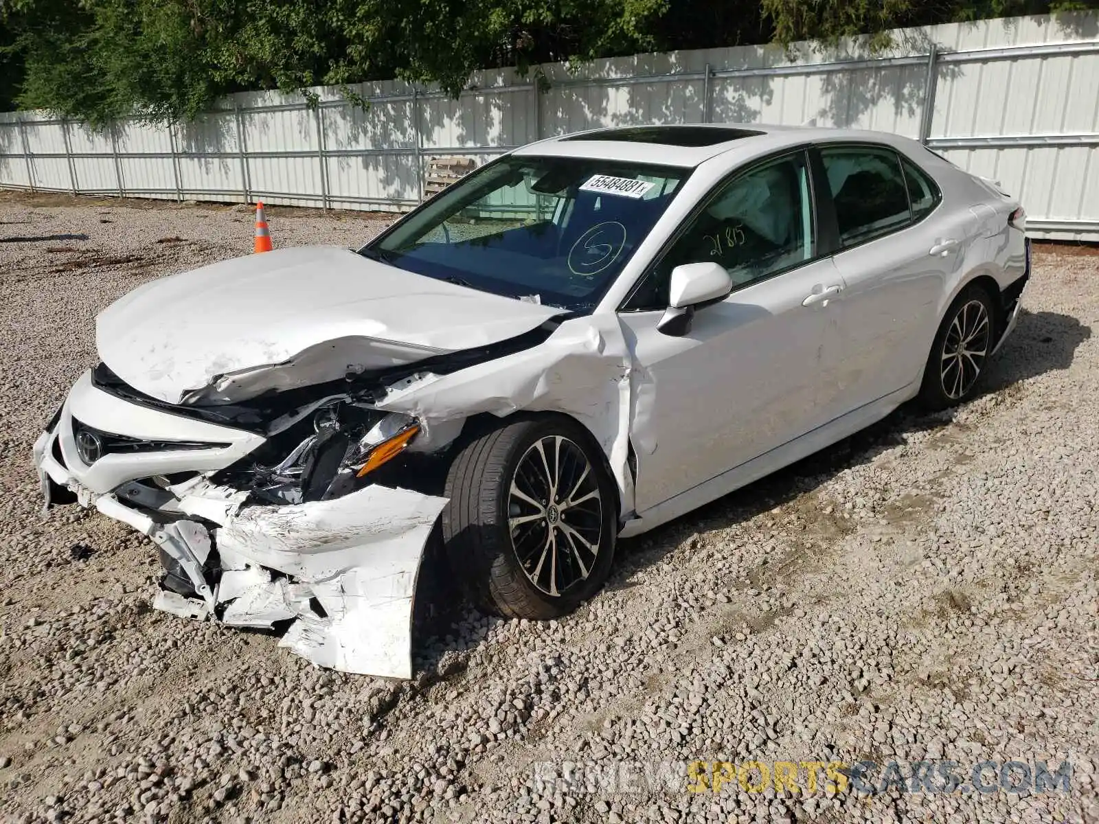 2 Photograph of a damaged car 4T1B11HK4KU827220 TOYOTA CAMRY 2019