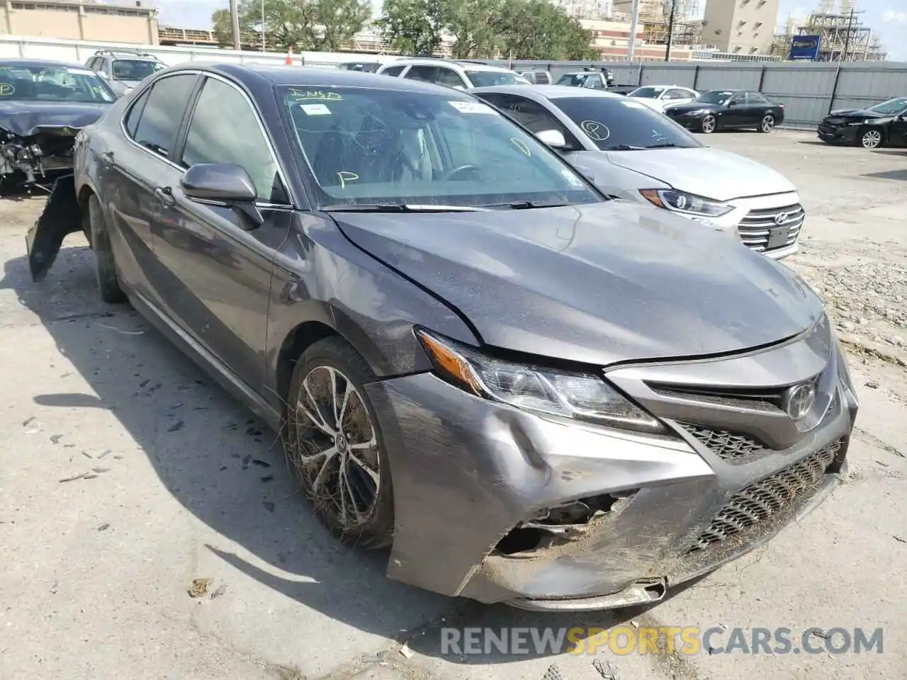 1 Photograph of a damaged car 4T1B11HK4KU829369 TOYOTA CAMRY 2019