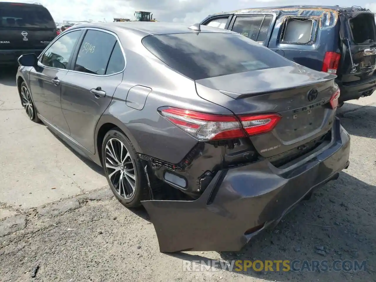 3 Photograph of a damaged car 4T1B11HK4KU829369 TOYOTA CAMRY 2019