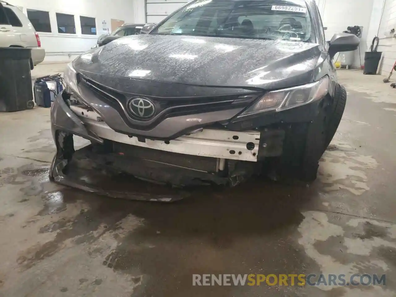 9 Photograph of a damaged car 4T1B11HK4KU830229 TOYOTA CAMRY 2019