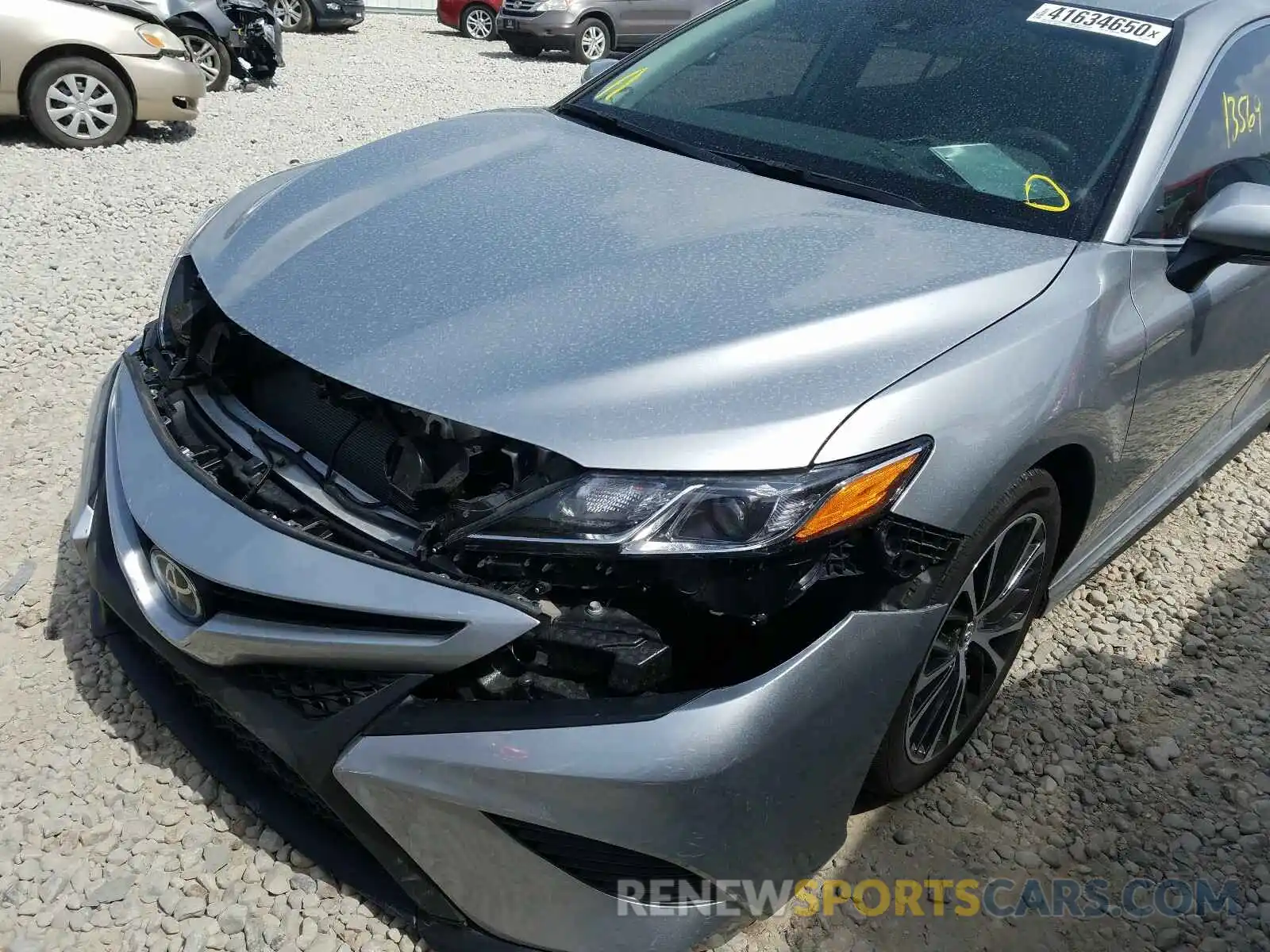 9 Photograph of a damaged car 4T1B11HK4KU830599 TOYOTA CAMRY 2019