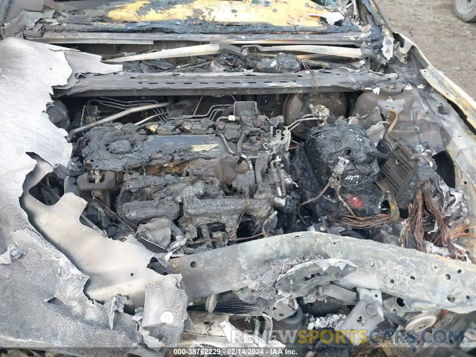 10 Photograph of a damaged car 4T1B11HK4KU831803 TOYOTA CAMRY 2019