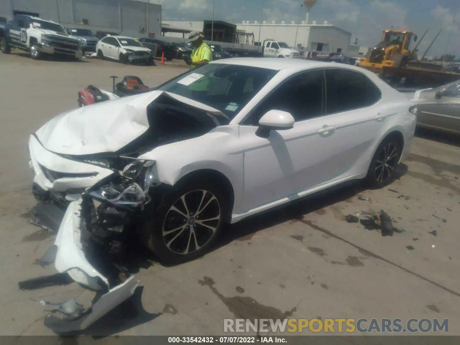 2 Photograph of a damaged car 4T1B11HK4KU832711 TOYOTA CAMRY 2019