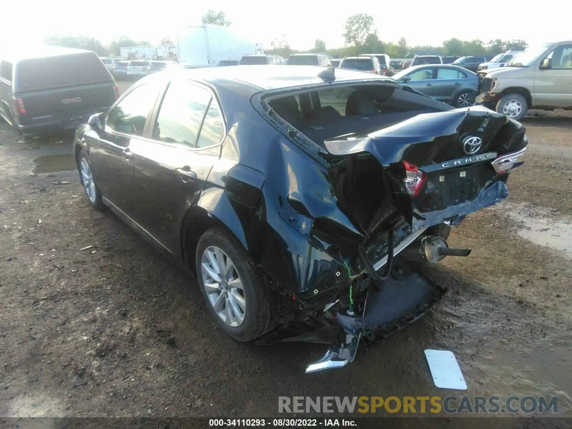 3 Photograph of a damaged car 4T1B11HK4KU833003 TOYOTA CAMRY 2019