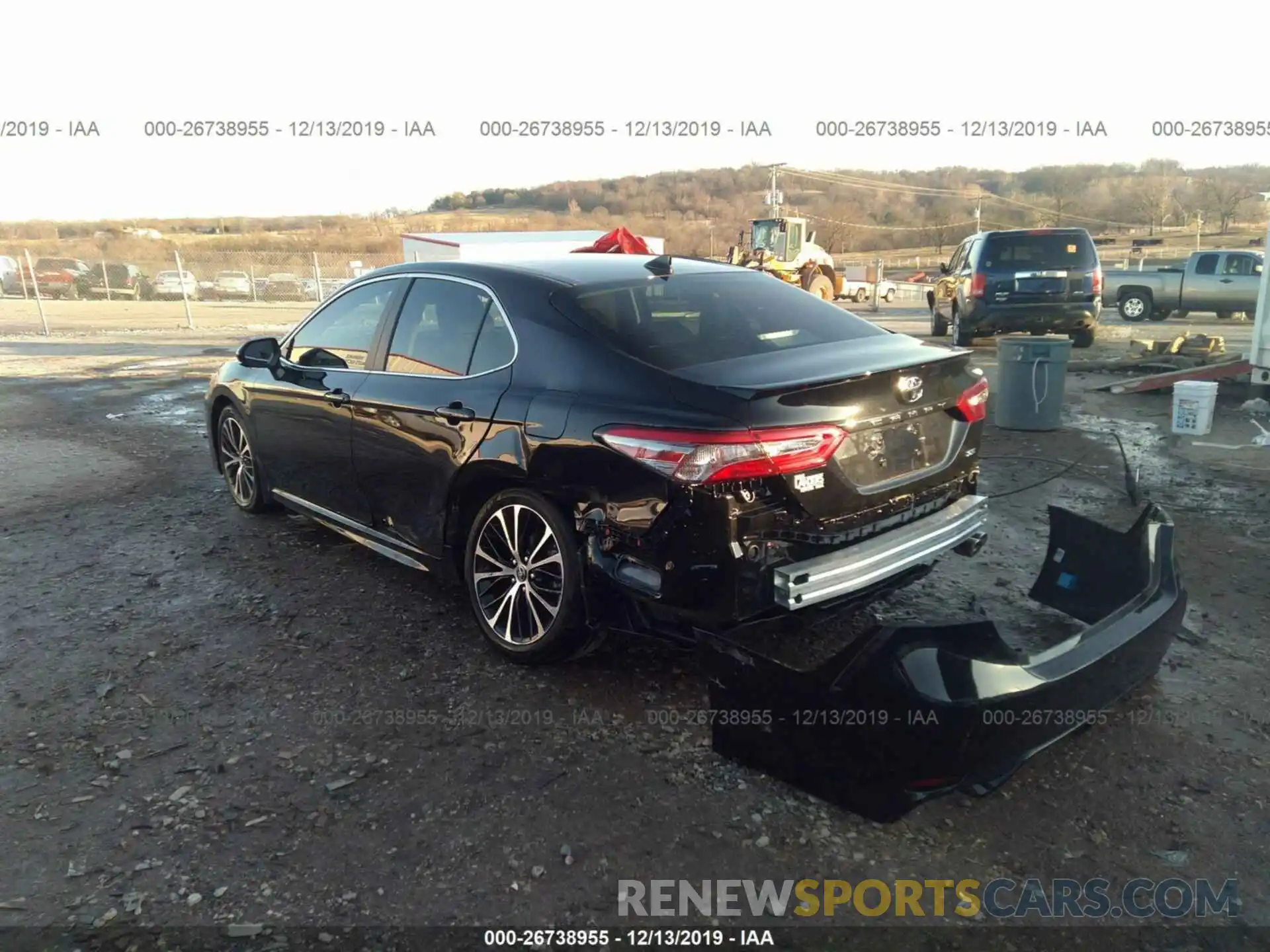 3 Photograph of a damaged car 4T1B11HK4KU833034 TOYOTA CAMRY 2019