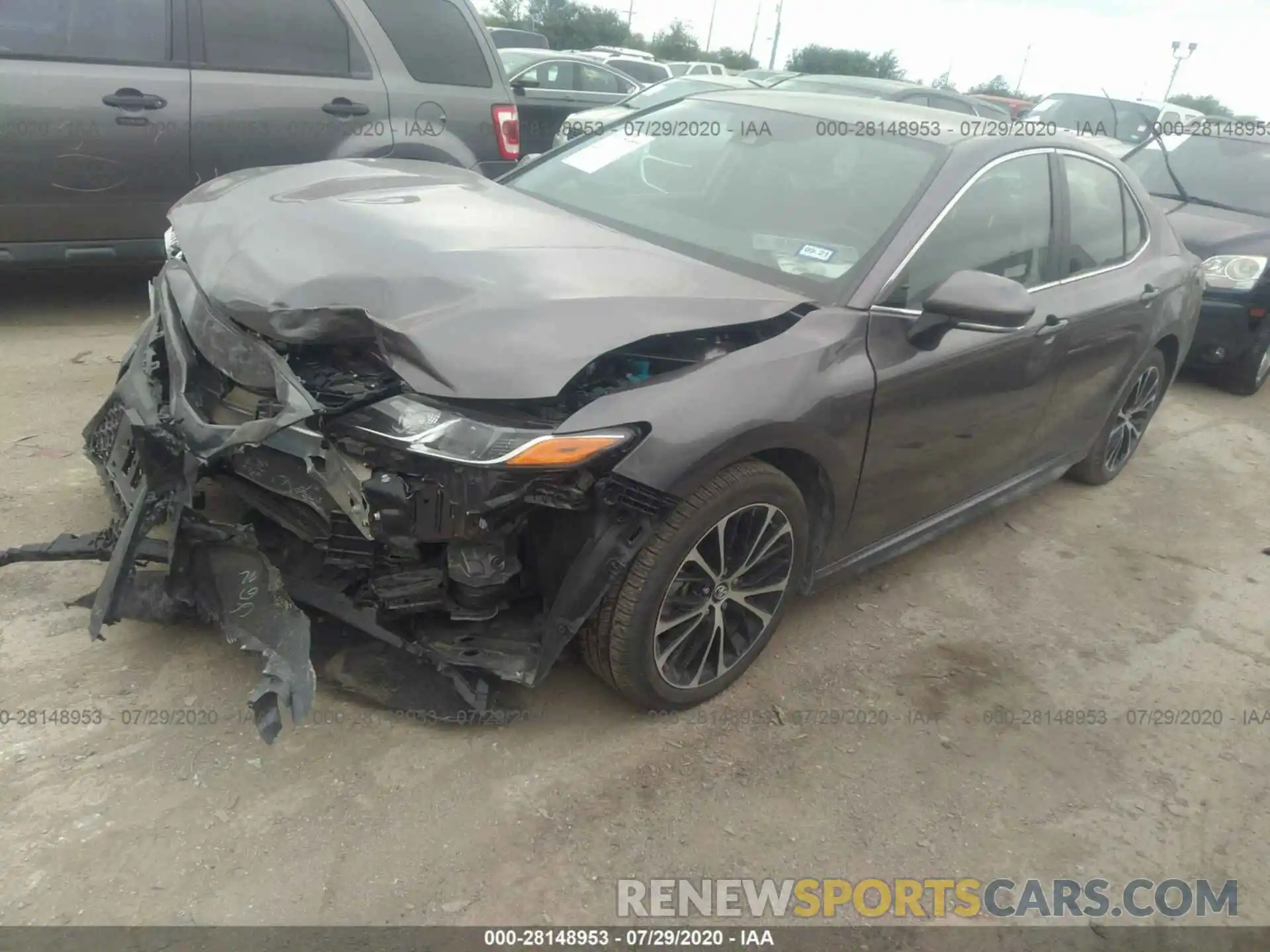 2 Photograph of a damaged car 4T1B11HK4KU833244 TOYOTA CAMRY 2019