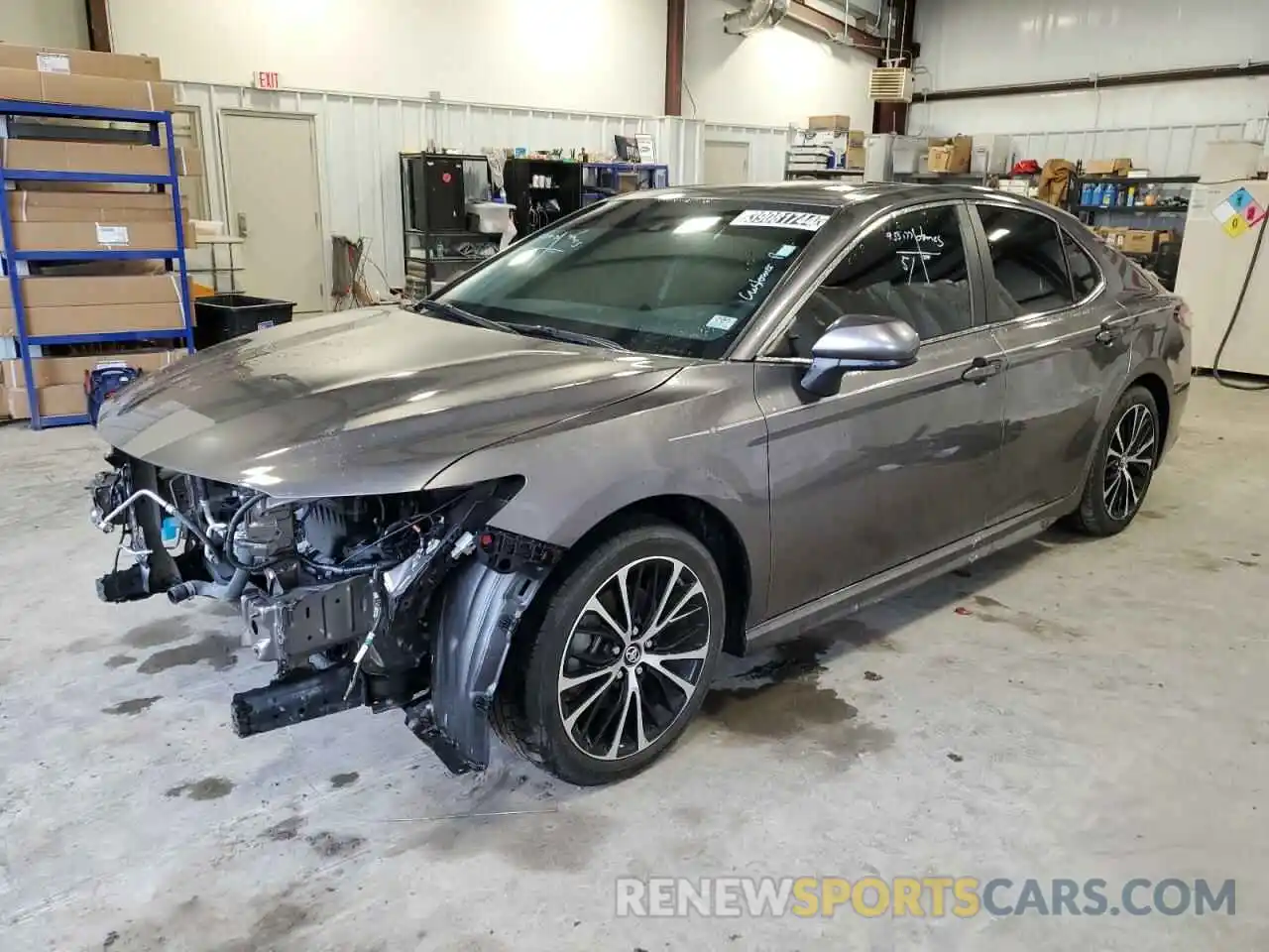 1 Photograph of a damaged car 4T1B11HK4KU833521 TOYOTA CAMRY 2019