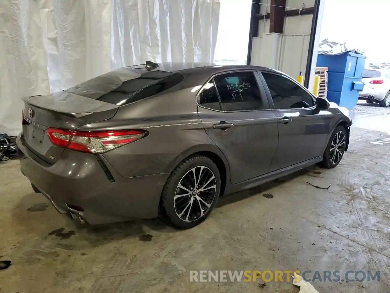 3 Photograph of a damaged car 4T1B11HK4KU833521 TOYOTA CAMRY 2019