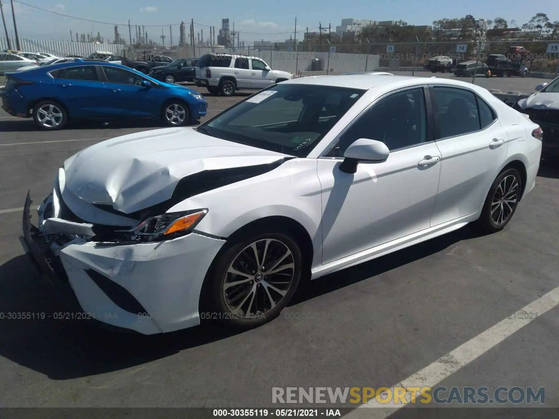 2 Photograph of a damaged car 4T1B11HK4KU833891 TOYOTA CAMRY 2019